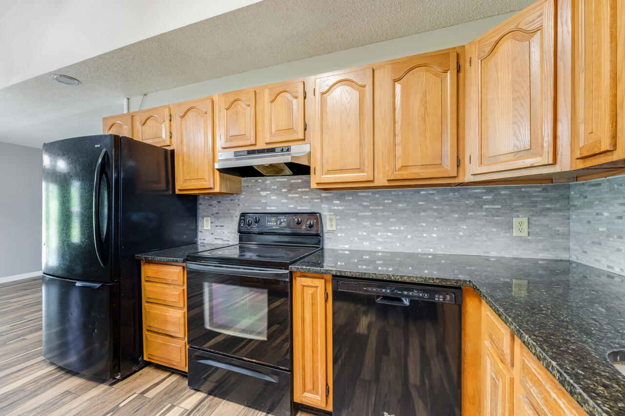 BAKER HEIGHTS - Residential