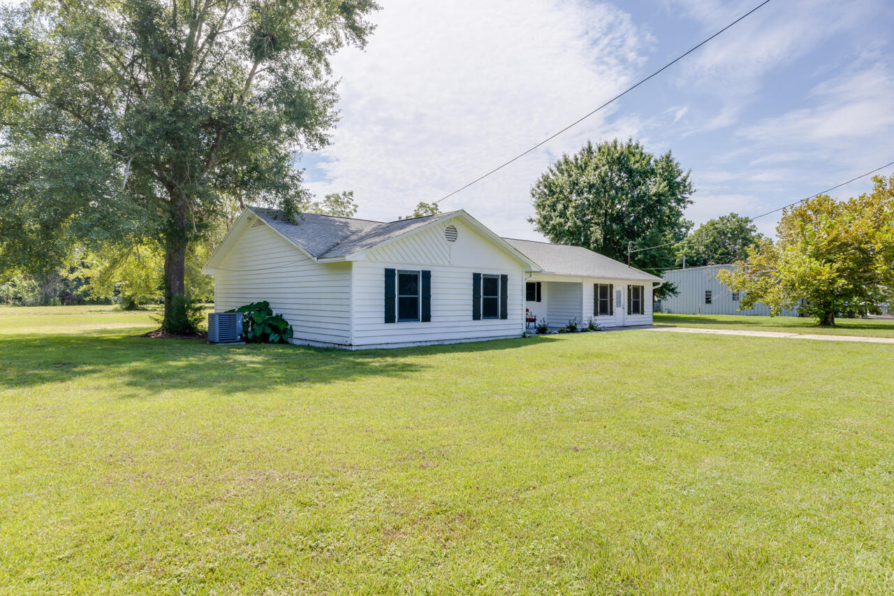 BAKER HEIGHTS - Residential