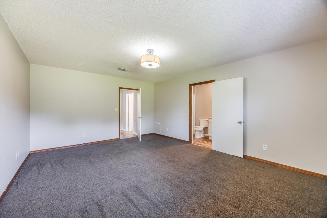 BAKER HEIGHTS - Residential