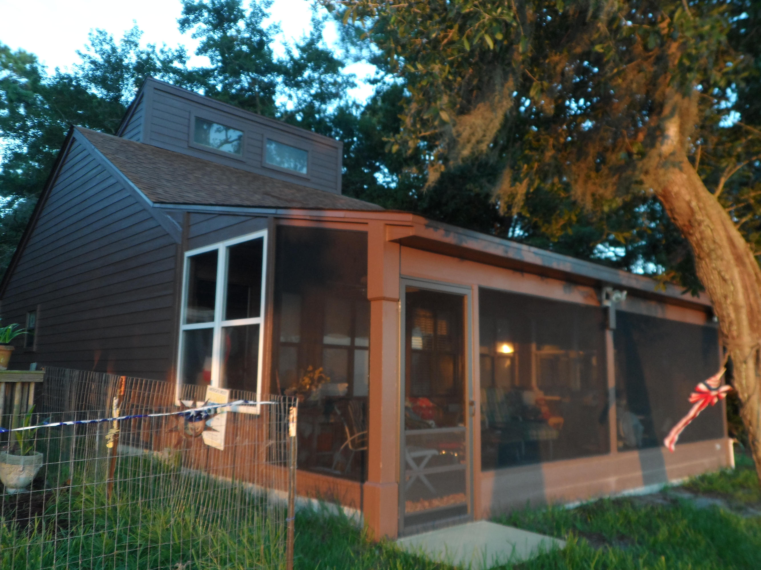 HUCK & TOM'S - Residential