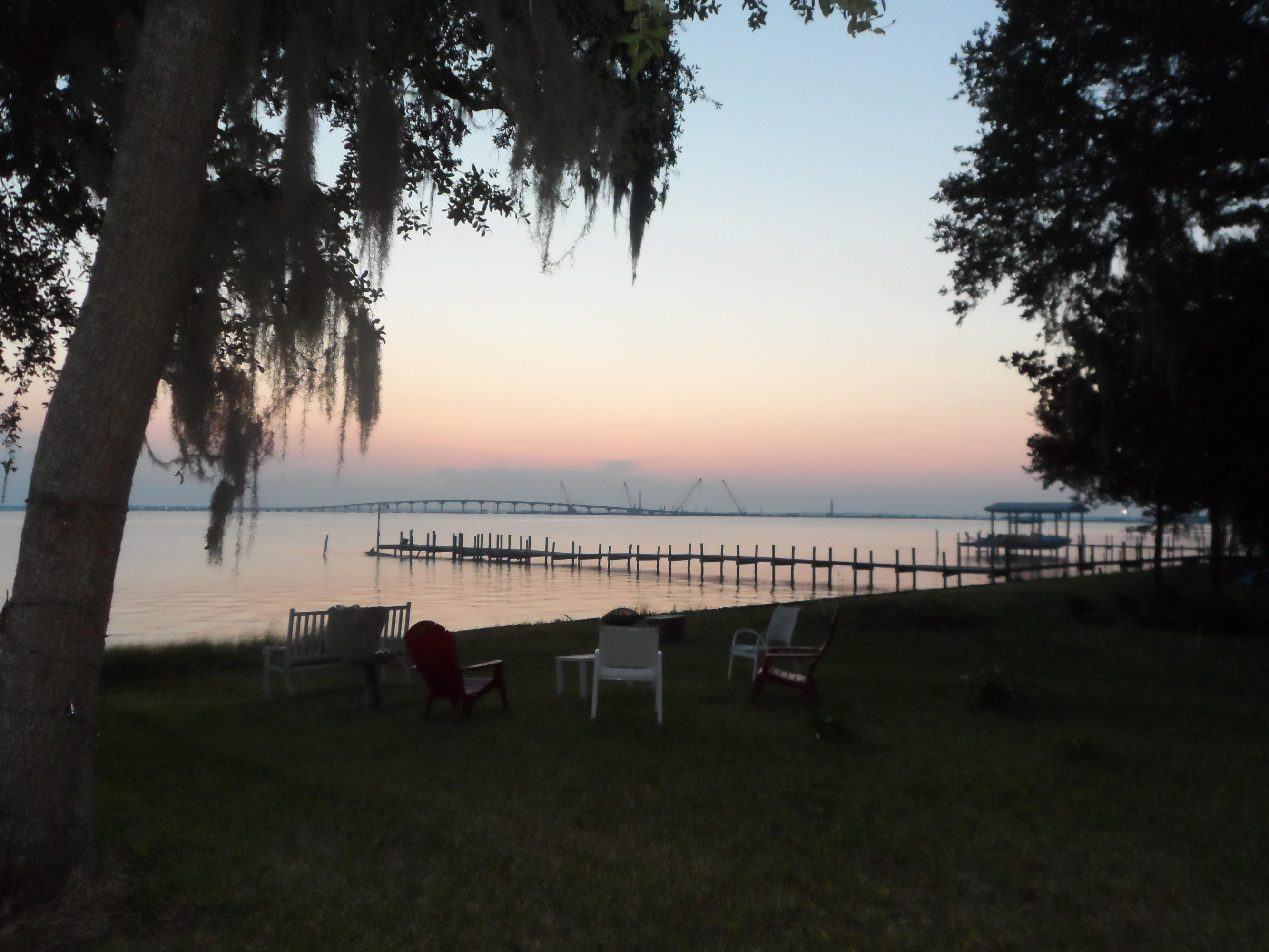 HUCK & TOM'S - Residential