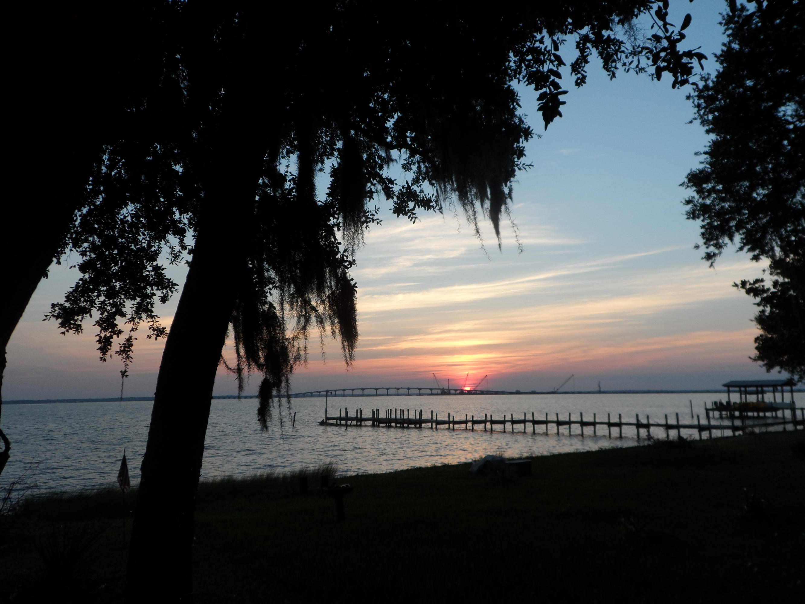 HUCK & TOM'S - Residential