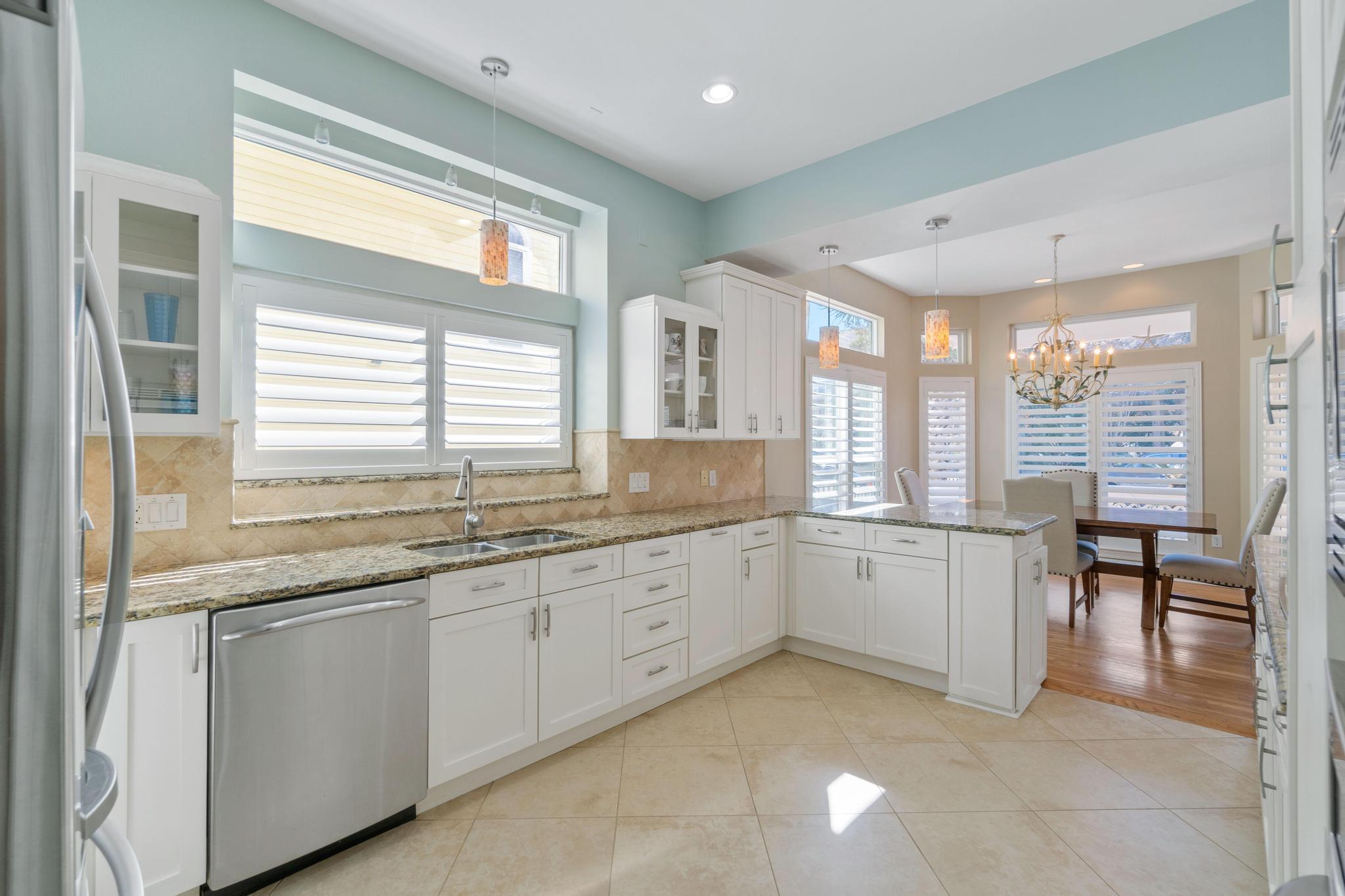 CRYSTAL BEACH - Residential
