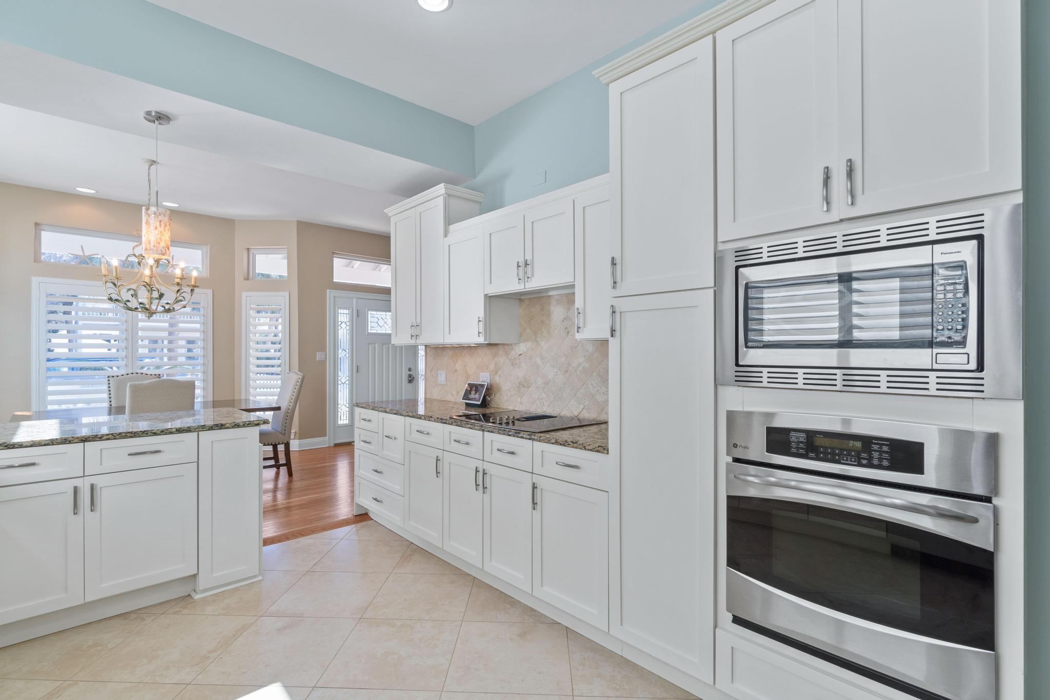 CRYSTAL BEACH - Residential