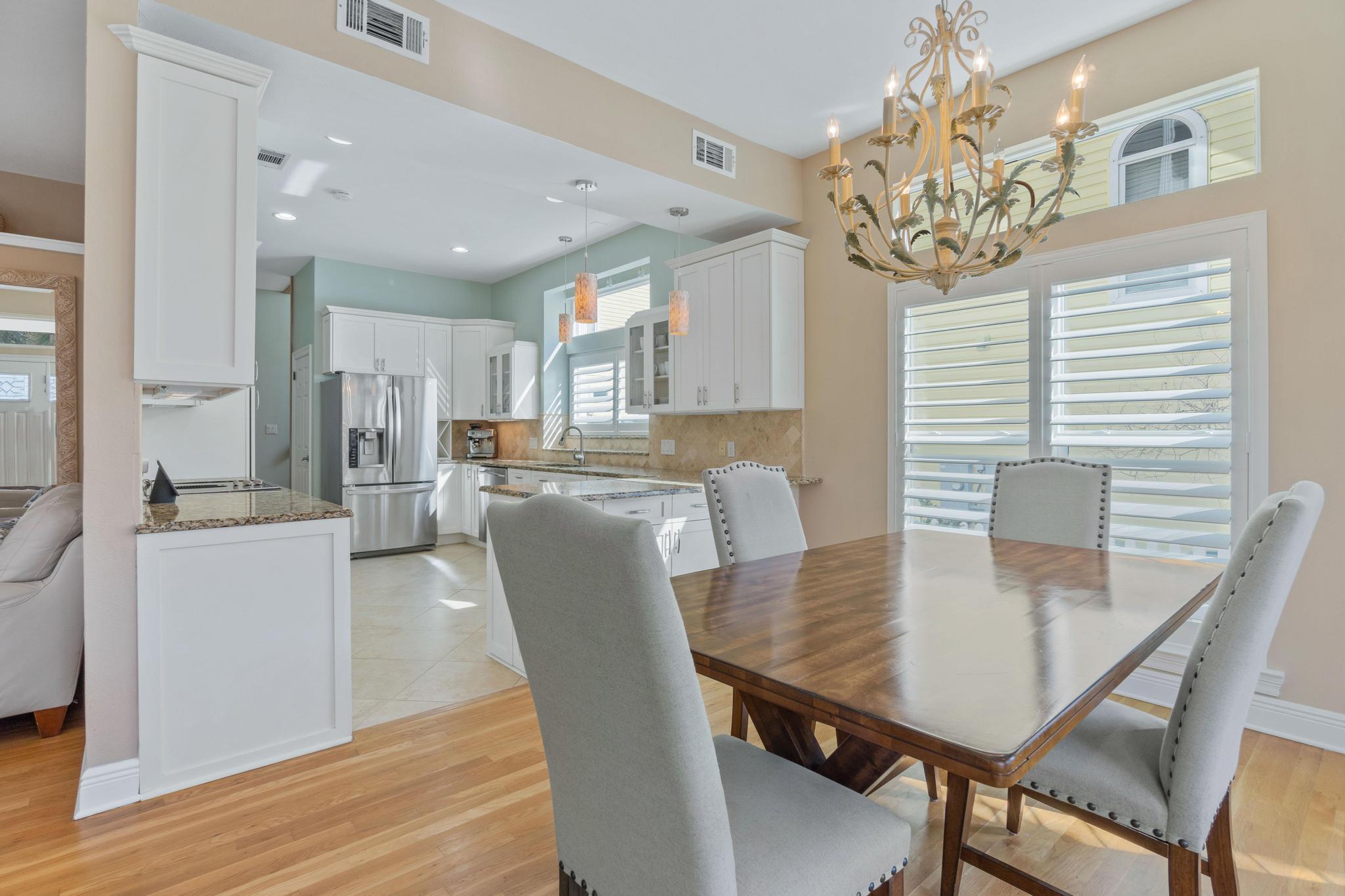 CRYSTAL BEACH - Residential