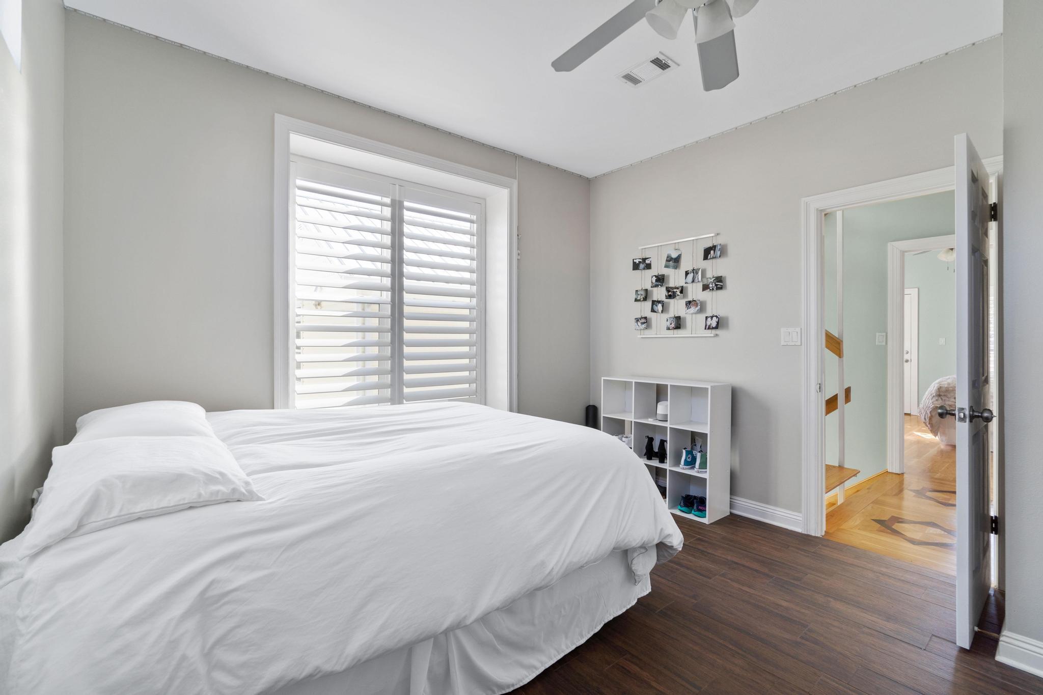 CRYSTAL BEACH - Residential