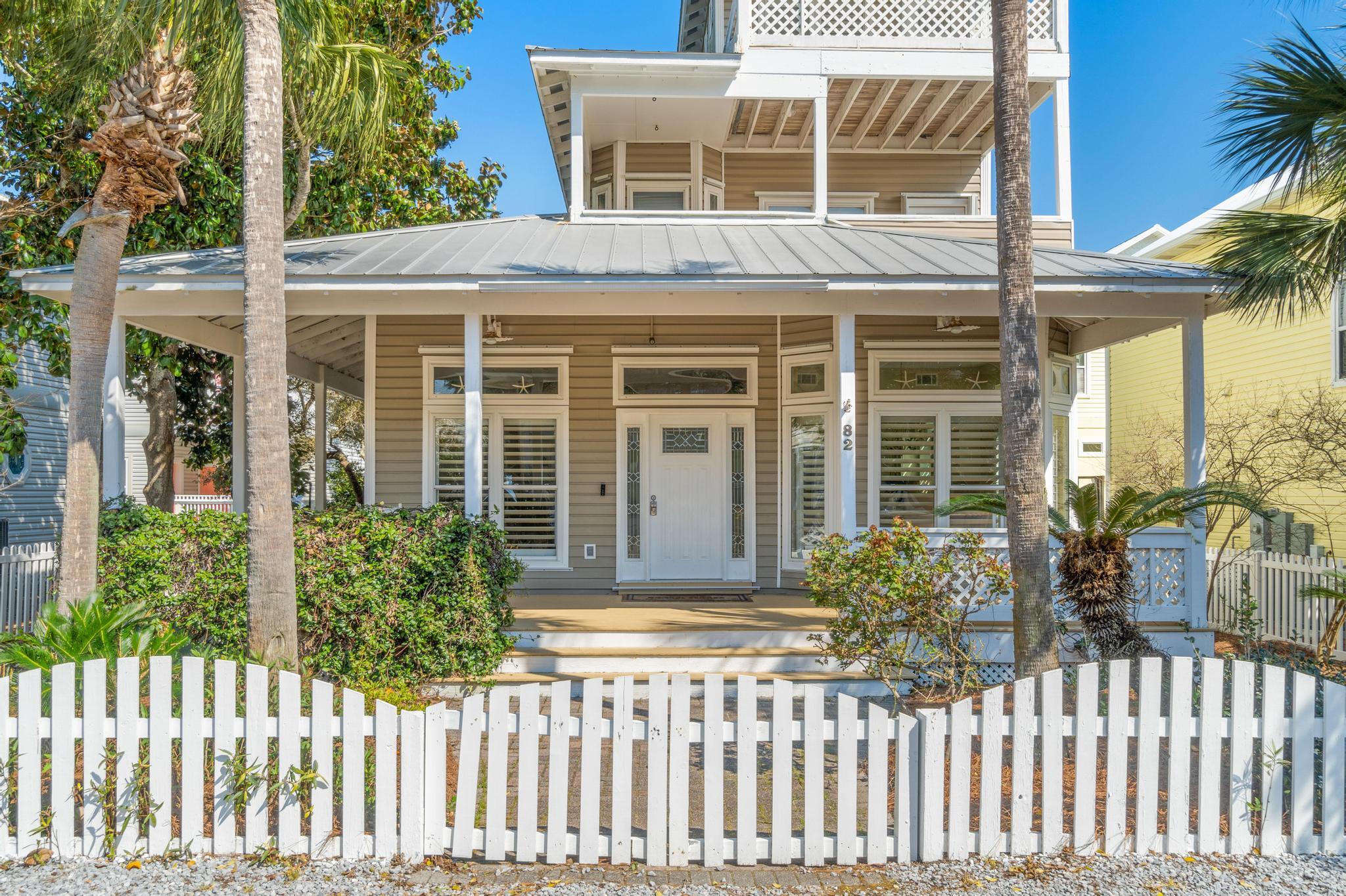 CRYSTAL BEACH - Residential