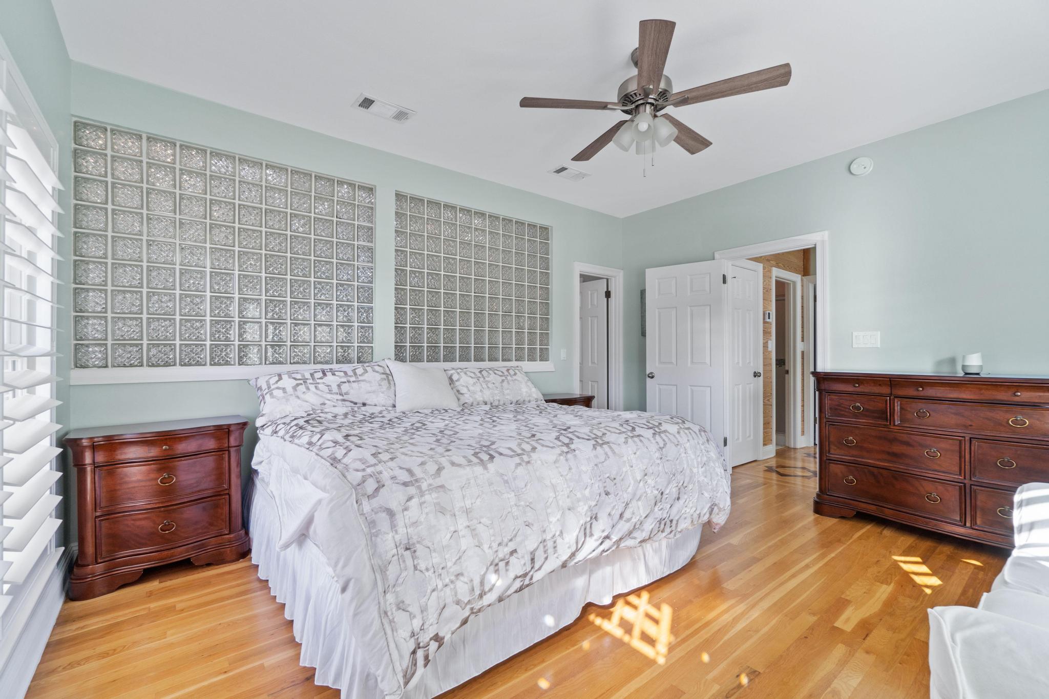 CRYSTAL BEACH - Residential