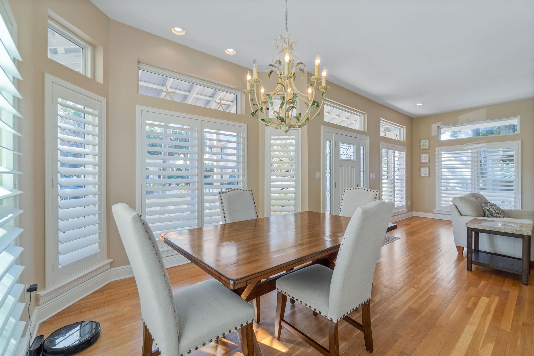 CRYSTAL BEACH - Residential