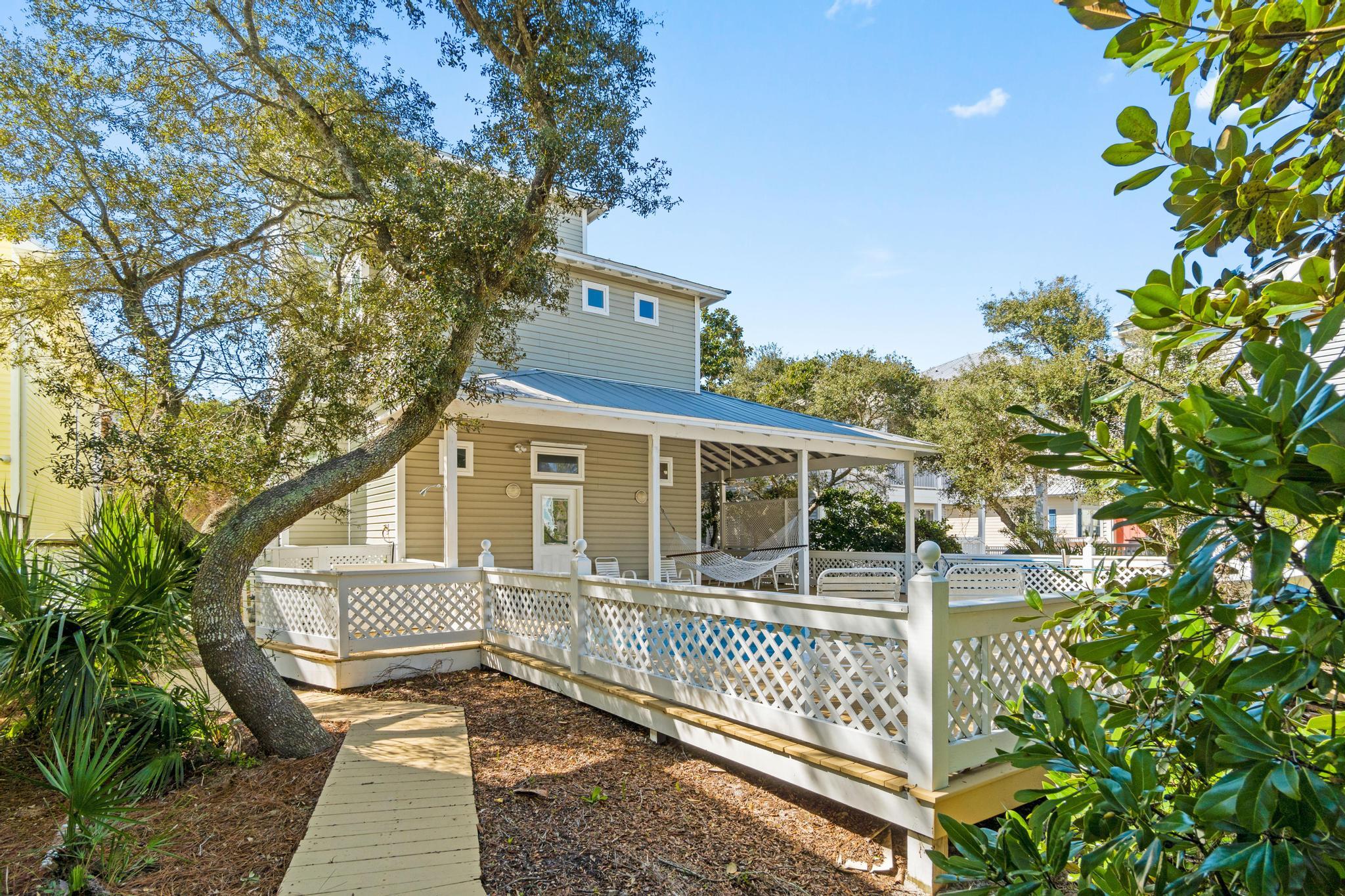 CRYSTAL BEACH - Residential