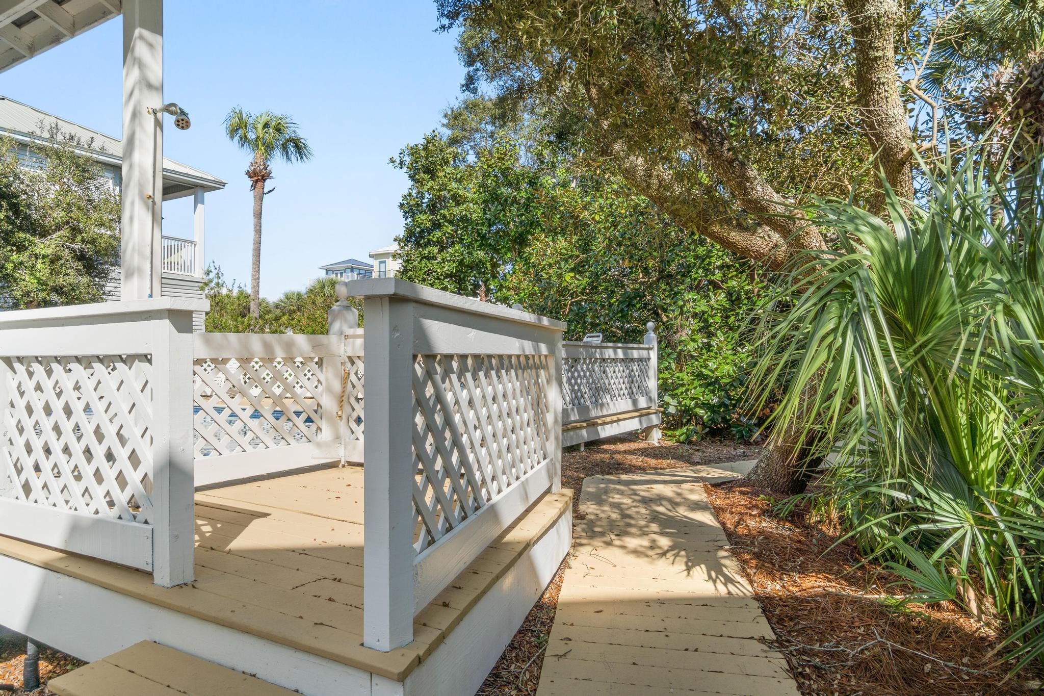 CRYSTAL BEACH - Residential