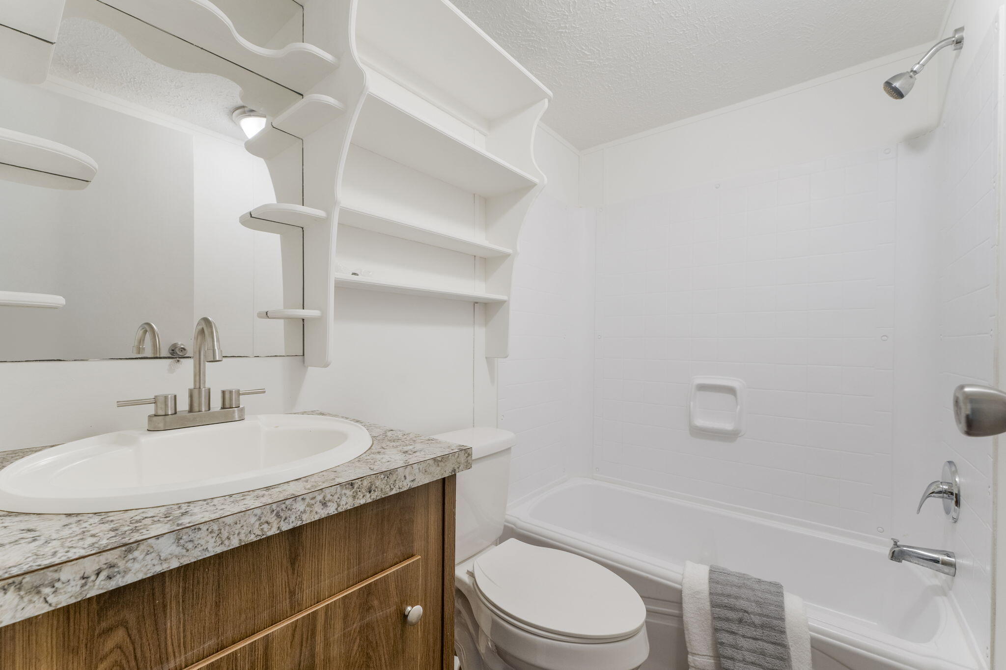 OAKWOOD HILLS - Residential