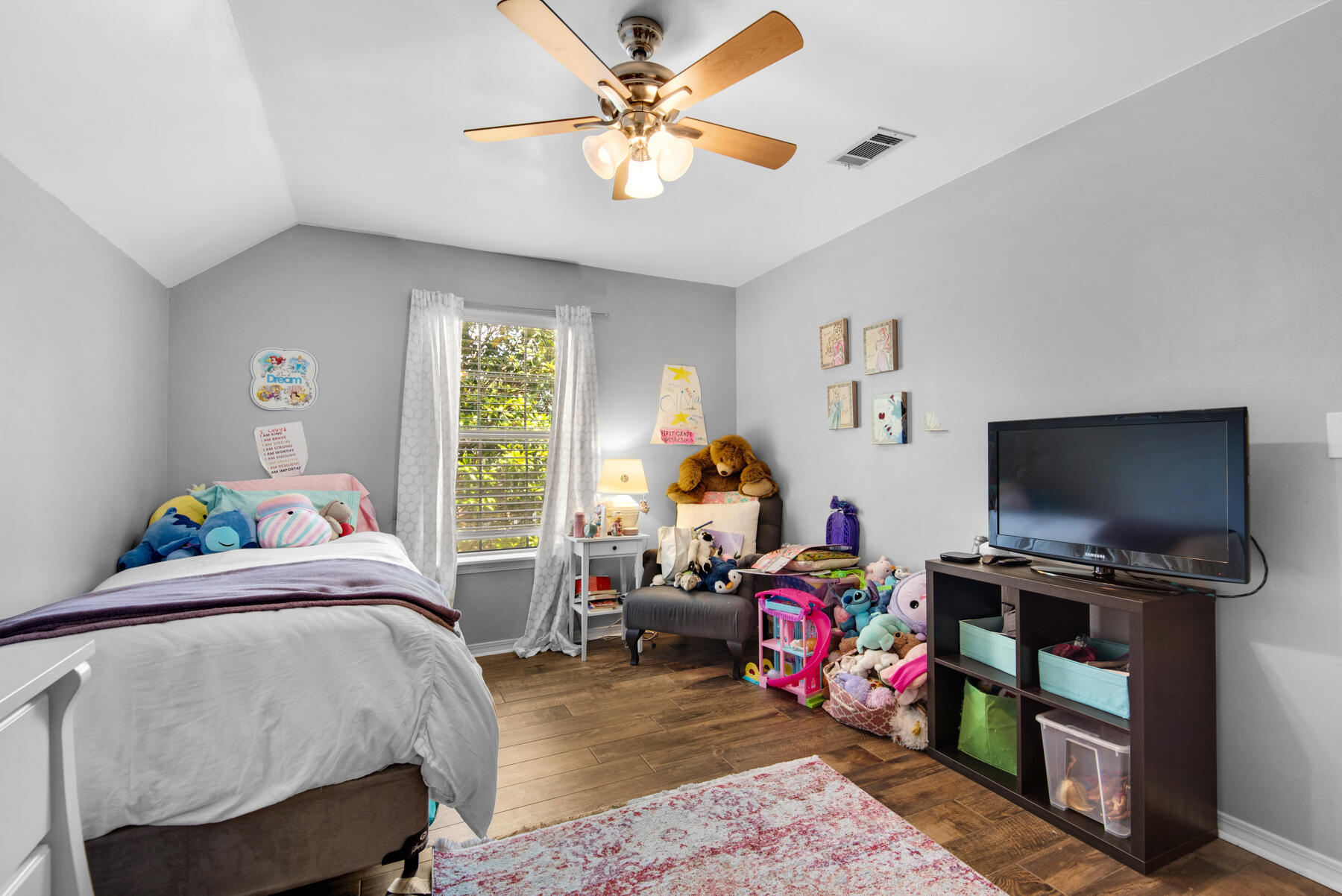 VILLAGE OF BOLTON AT BLUEWATER BAY - Residential