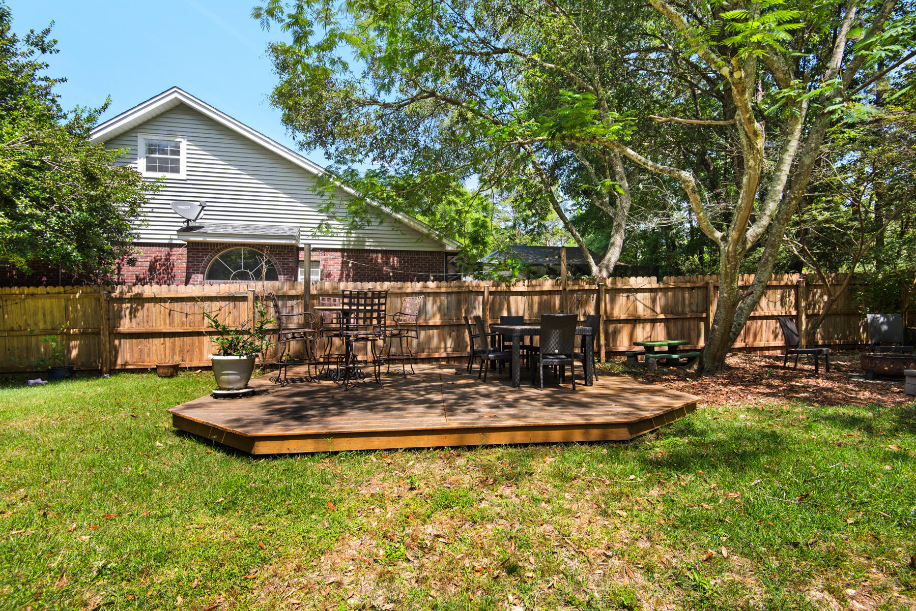 VILLAGE OF BOLTON AT BLUEWATER BAY - Residential
