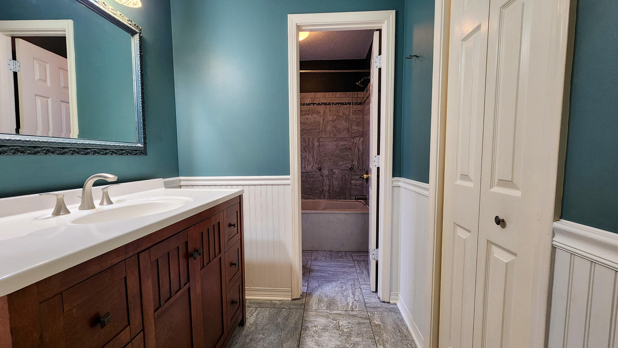 PALM SHORES - Residential