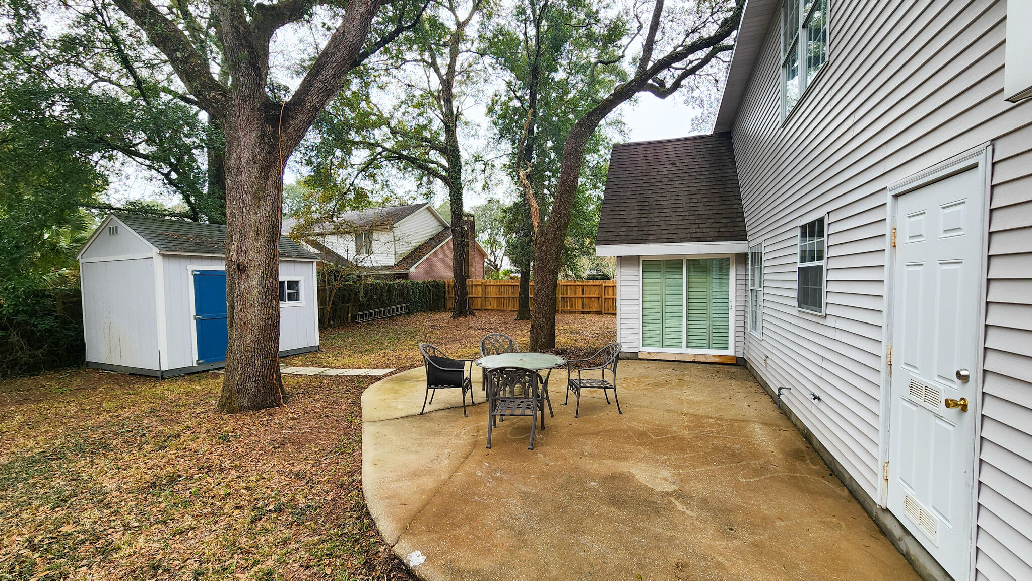 PALM SHORES - Residential