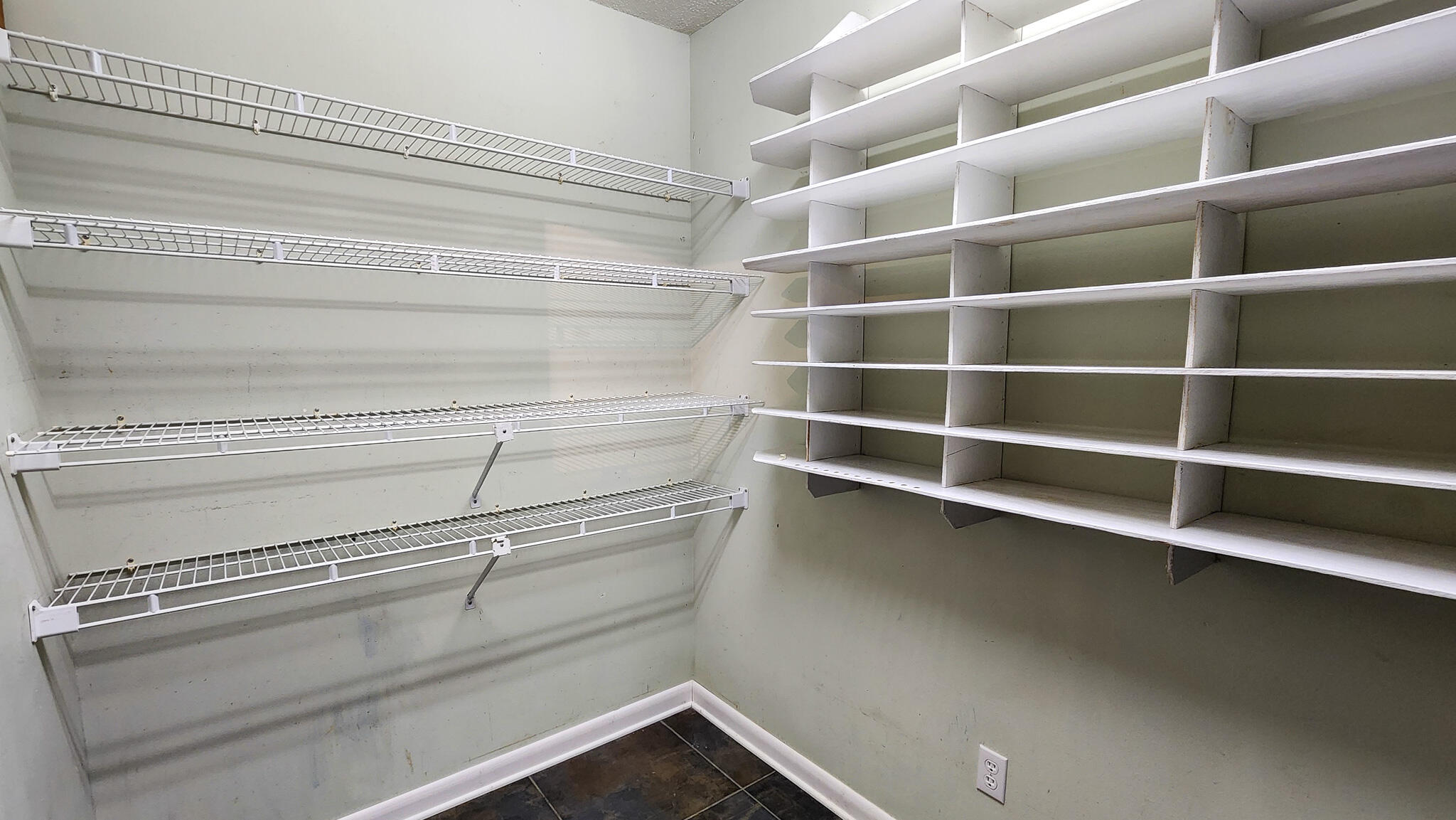 PALM SHORES - Residential