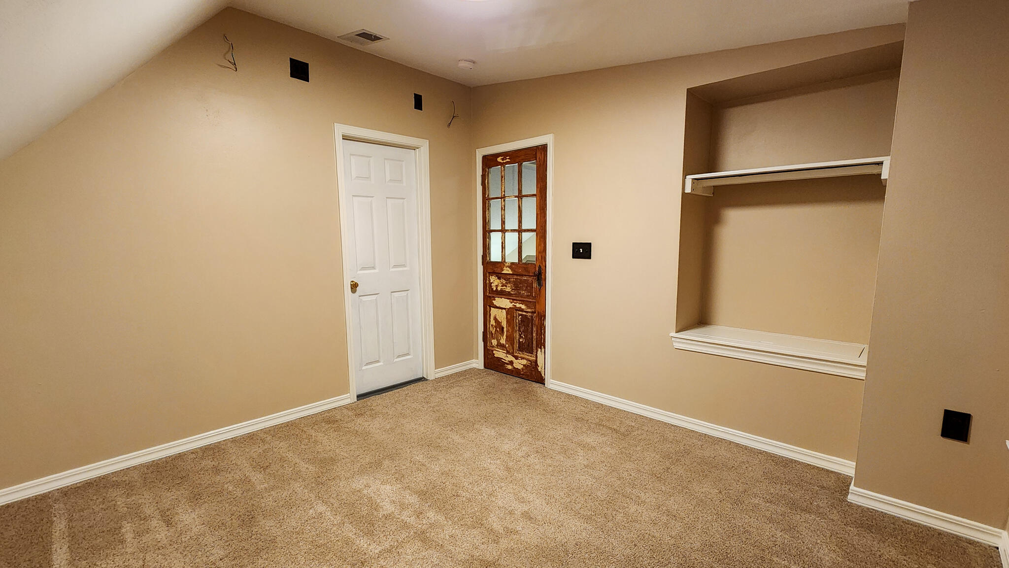 PALM SHORES - Residential