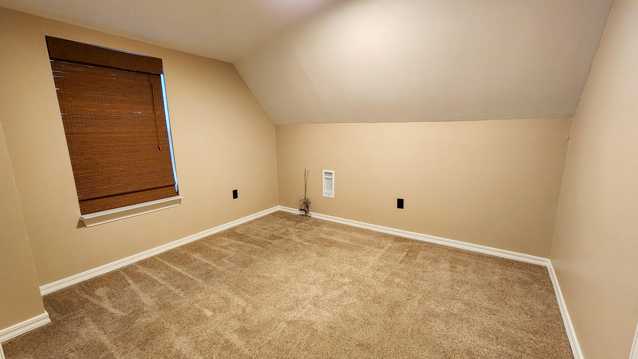 PALM SHORES - Residential