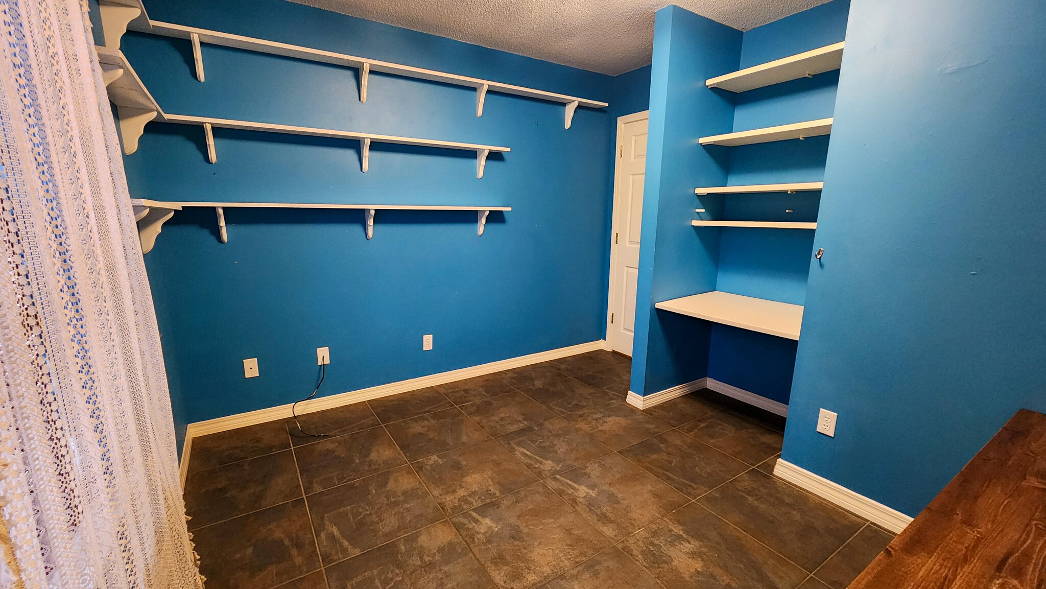 PALM SHORES - Residential