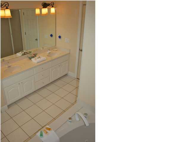 LAGUNA BEACH - Residential