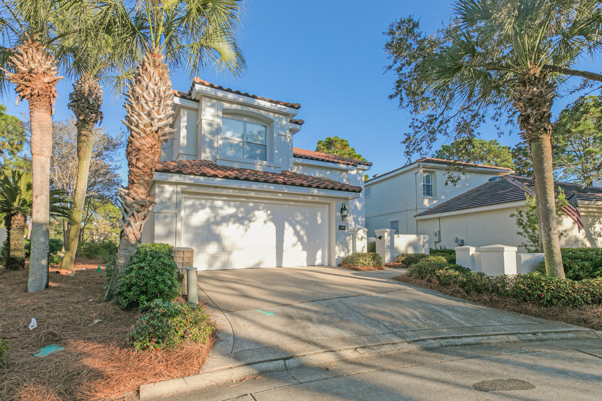AMAZING TRANSFORMATION,NEW SPA-LIKE MSTR. BA.,NEW LIGHTING, NEW 1/2 BA. , new quartz kitchen with enlarged island, backsplash, GE stainless steel appliances,new gas range. New window treatments, new FP surround, new ROOF! See to believe the upgrades! Enjoy the views in & out! On 5th FRWY of Baytowne Golf Course w/lake views, this two-story home w/open floor plan & soaring ceilings in the living area. The kitchen/dining combo opens to the screened in porch & accessed from the MSTR. Outdoor living on huge lanai w/hot tub and furnishings to dine or lounge! A full size two car garage + w/tons of storage throughout the home. Enjoy the amenities surrounding you W/The Village of Baytowne restaurants & shopping! Grand Boulevard Is a golf cart ride away! Tennis, Marina, Golf, Beach & beautiful bay!
