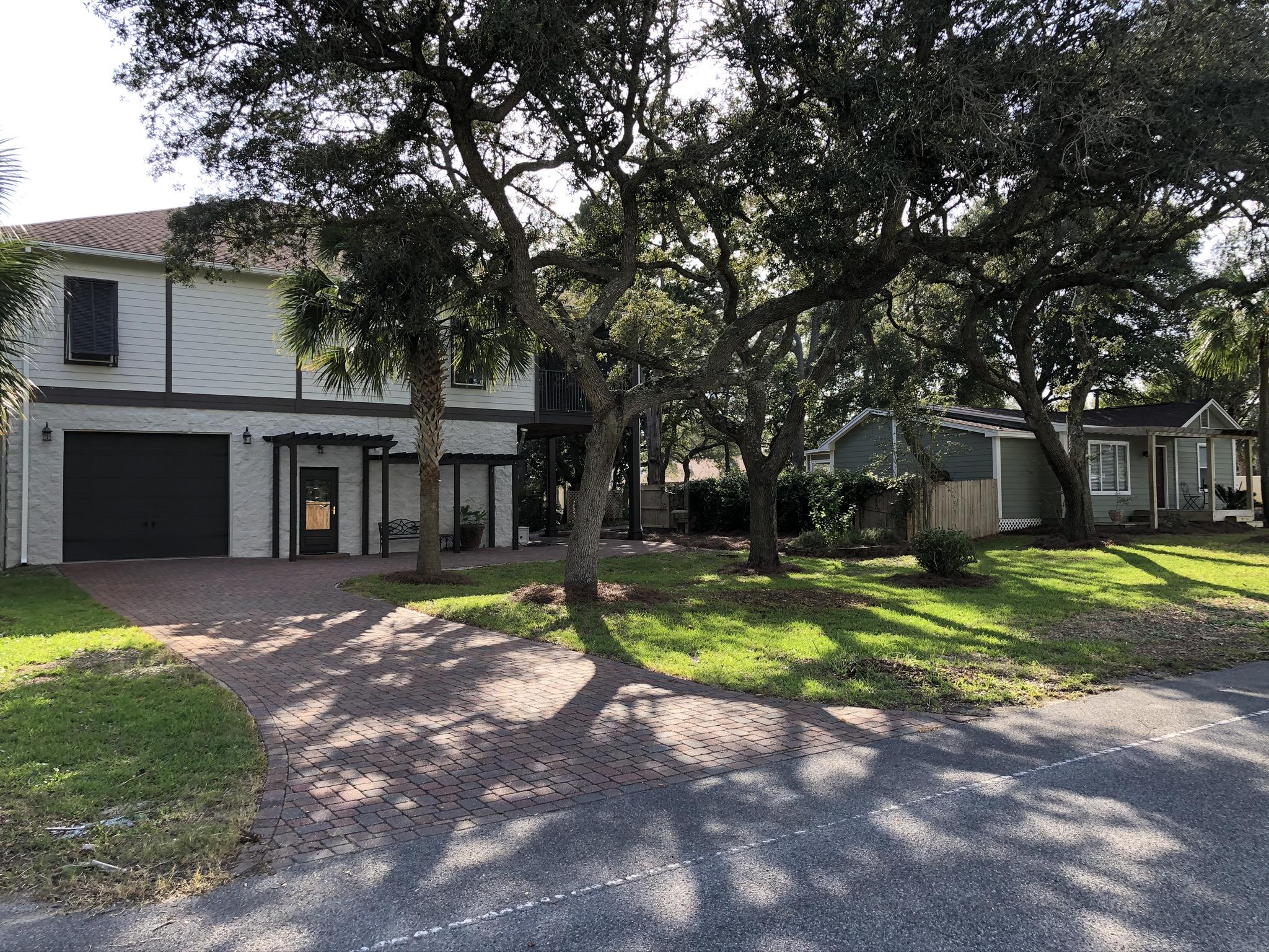 CALHOUN S/D TO DESTIN - Residential