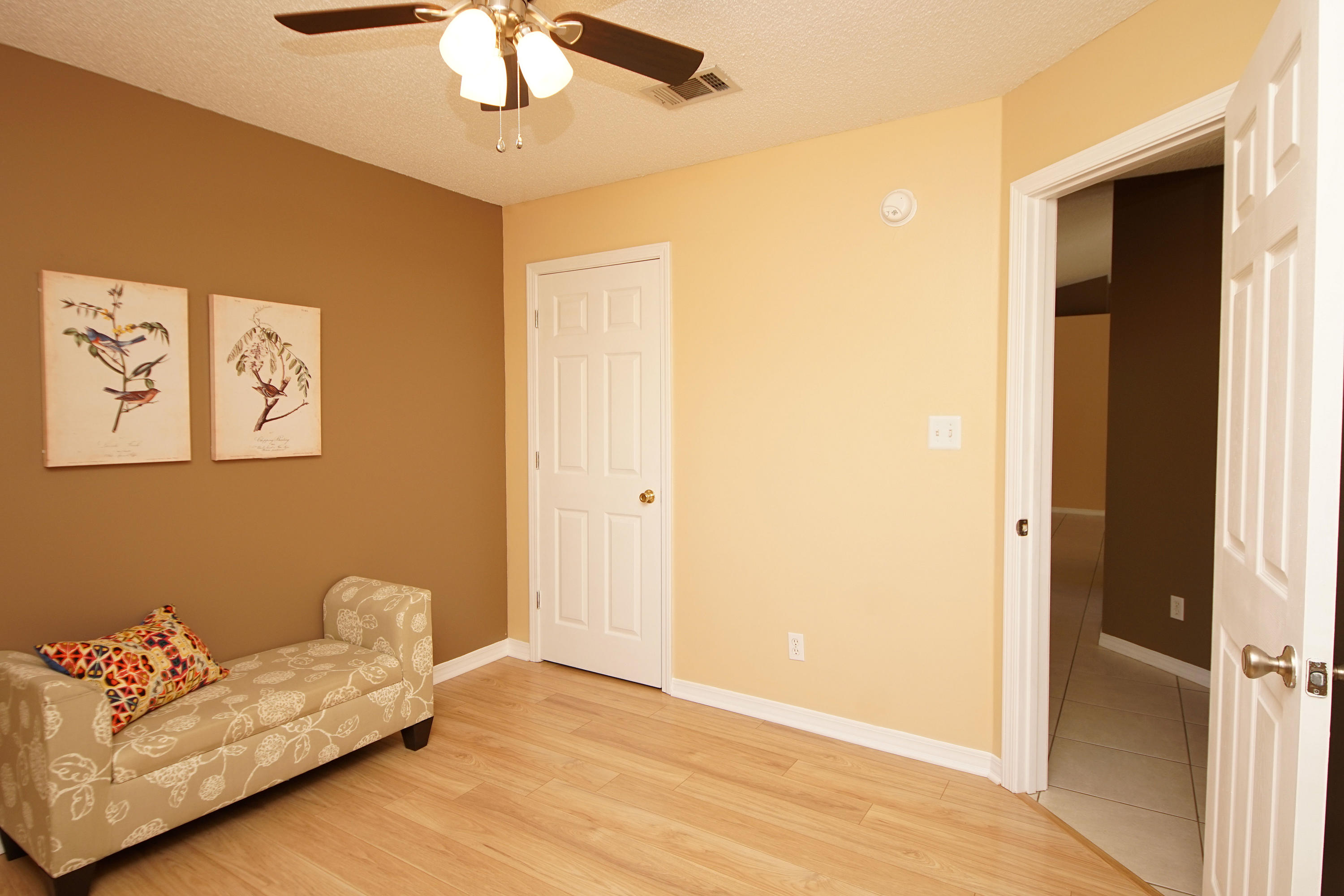 ROSS CROSSING - Residential