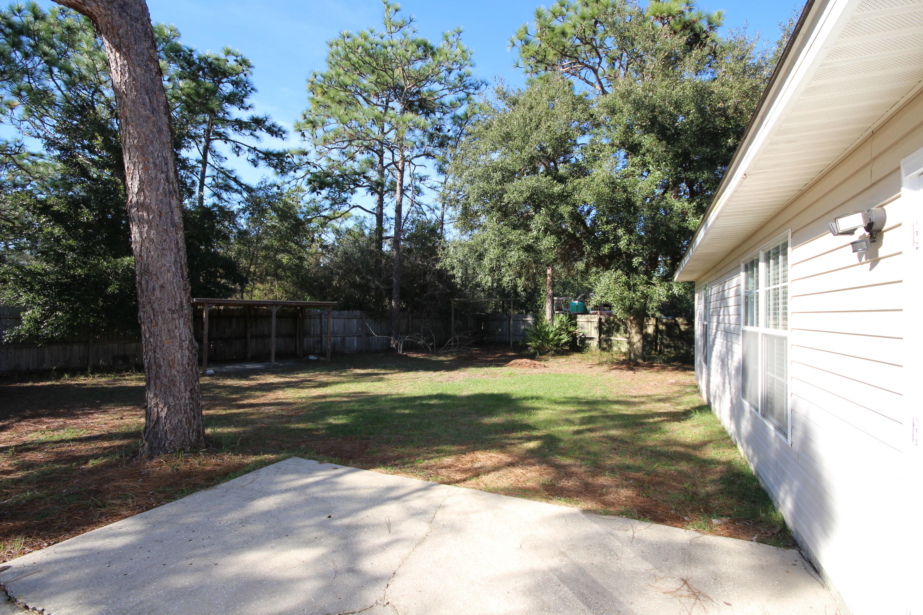 ROSS CROSSING - Residential