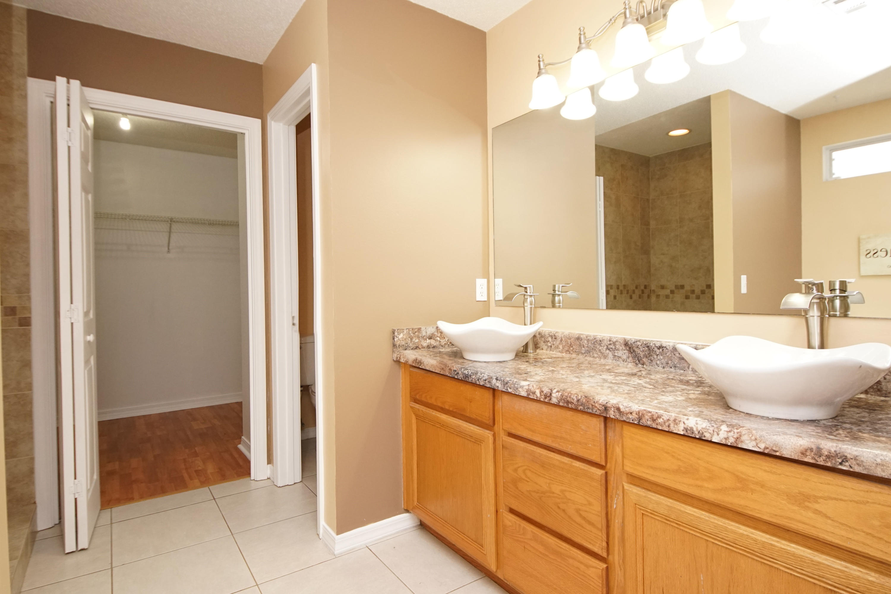 ROSS CROSSING - Residential