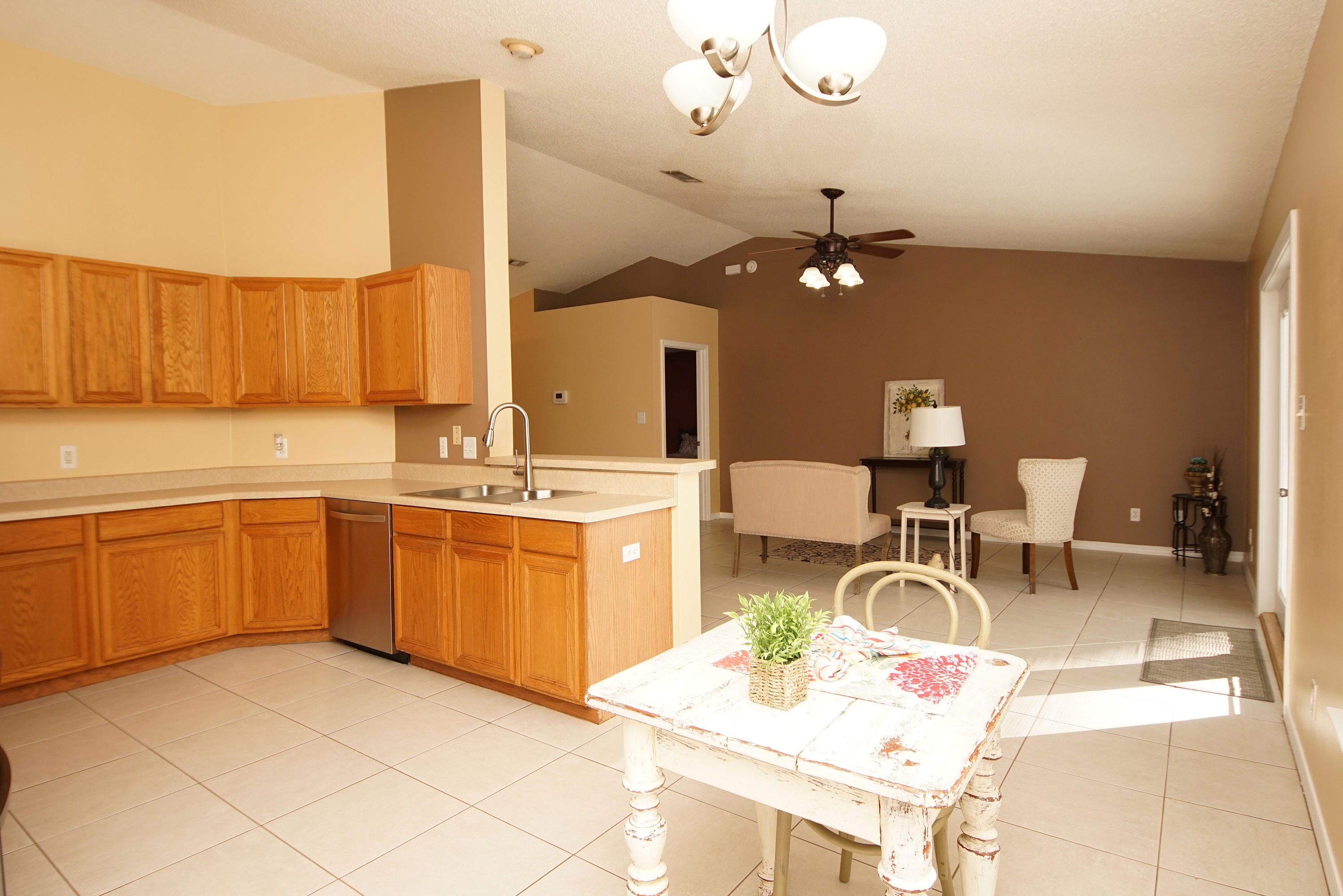 ROSS CROSSING - Residential