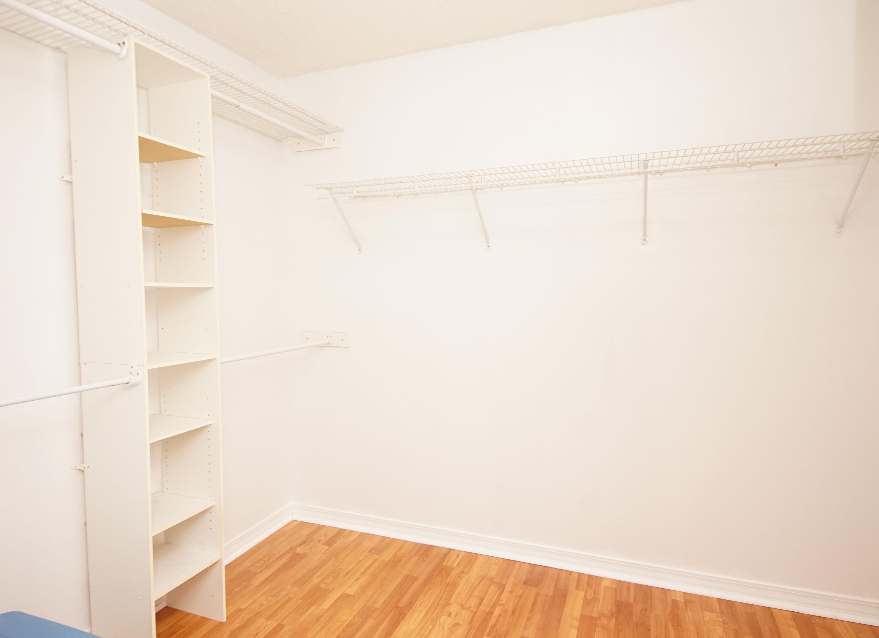 ROSS CROSSING - Residential