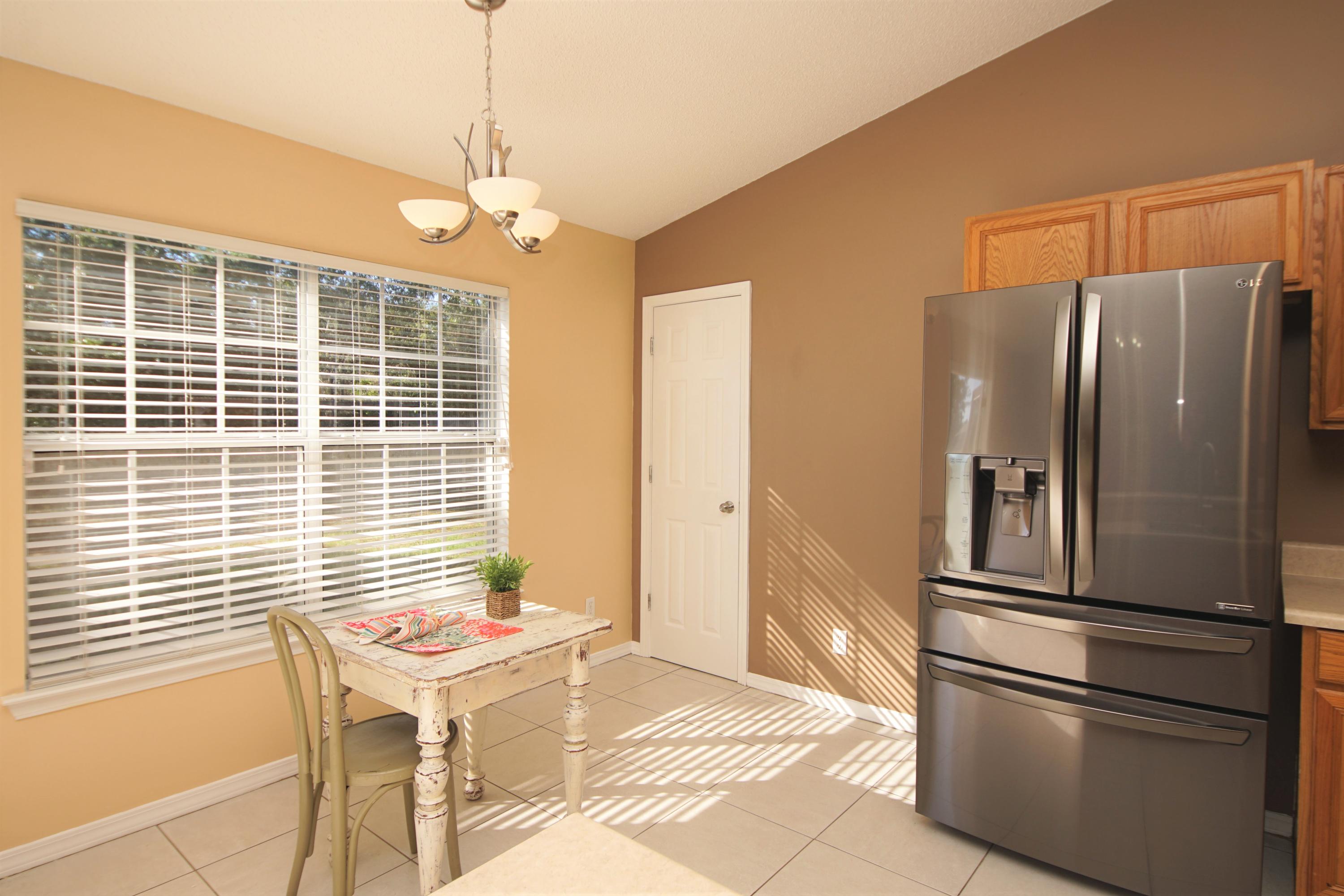 ROSS CROSSING - Residential