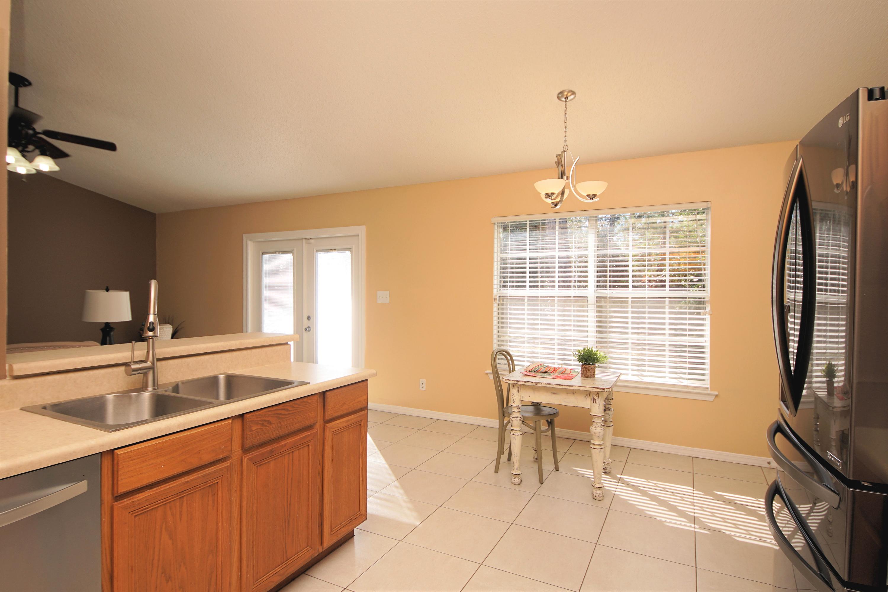 ROSS CROSSING - Residential