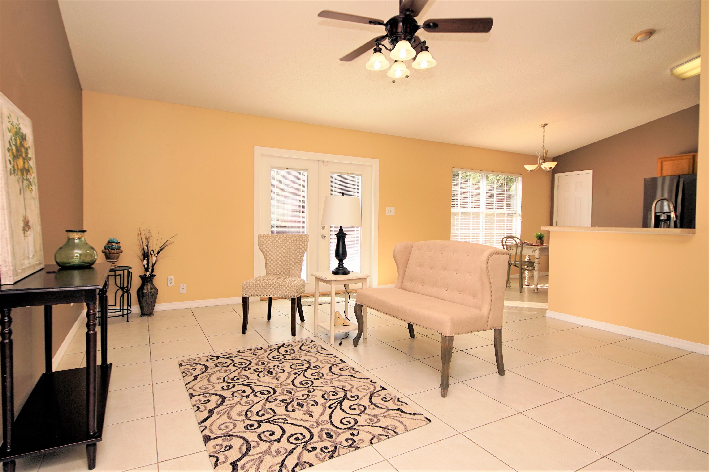 ROSS CROSSING - Residential