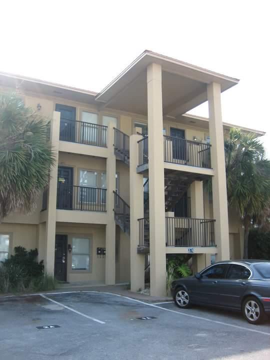 ISLAND PALMS CONDO - Residential