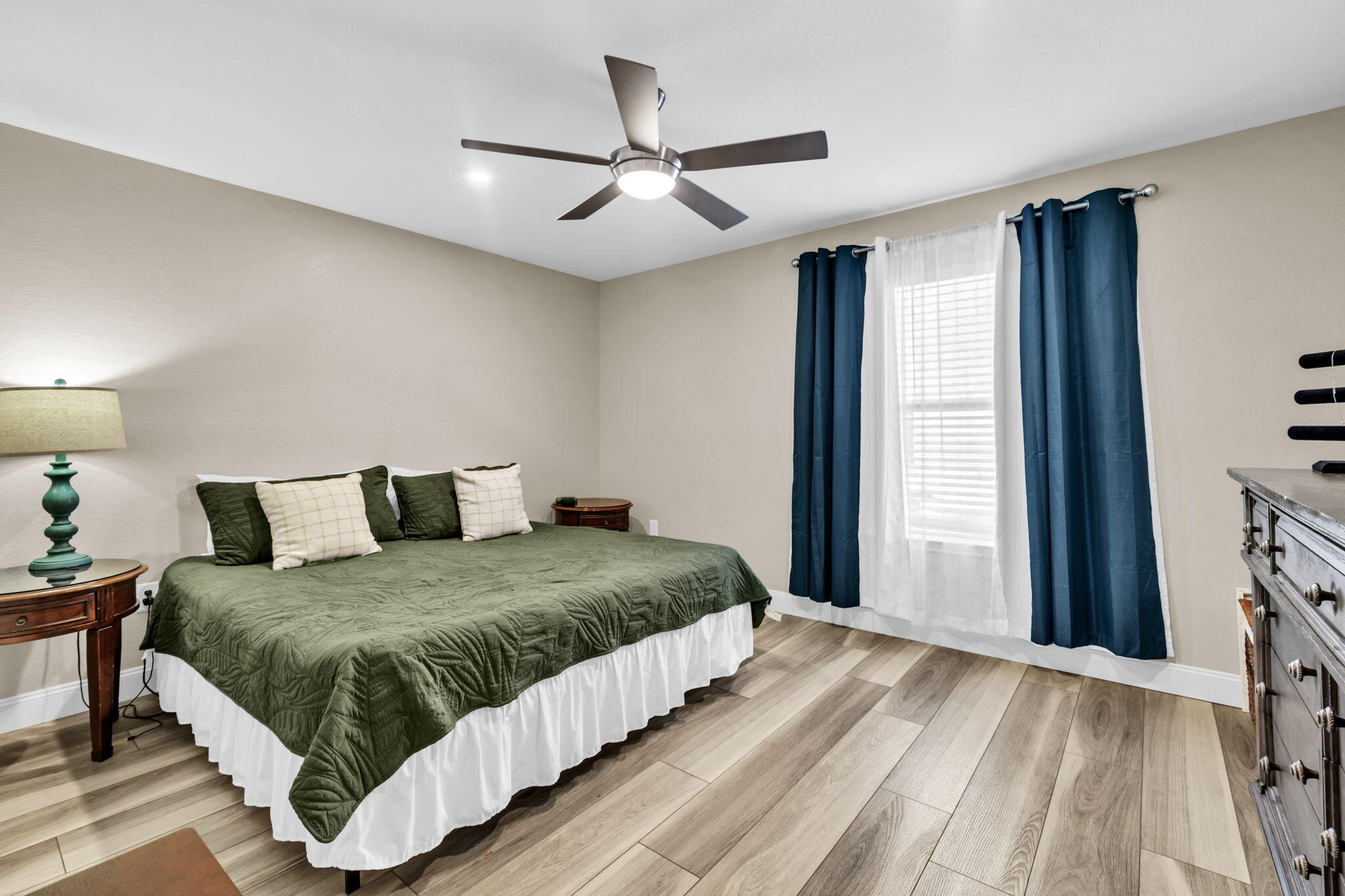 QUAIL RUN TOWNHOMES - Residential