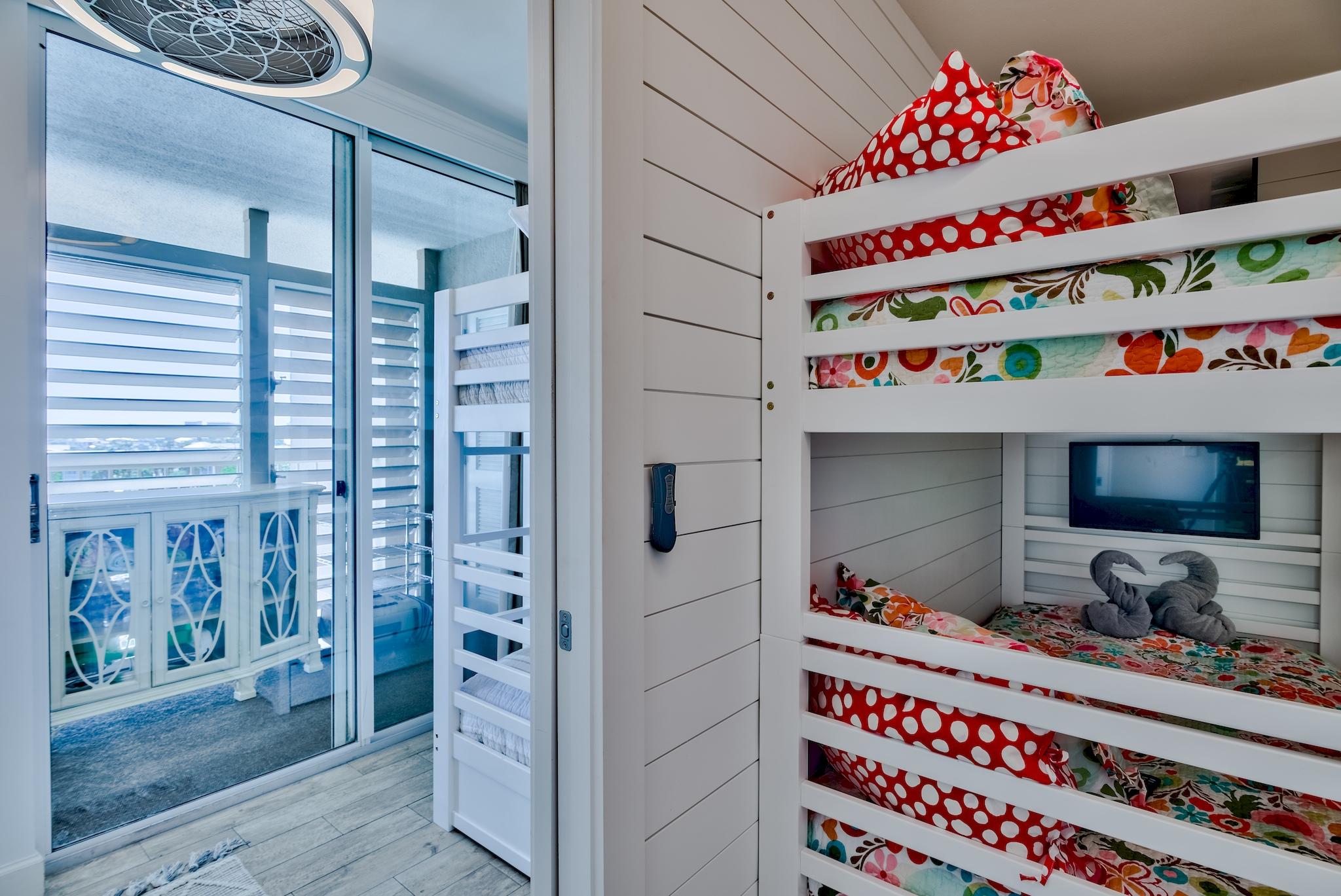 MAGNOLIA HOUSE - Residential