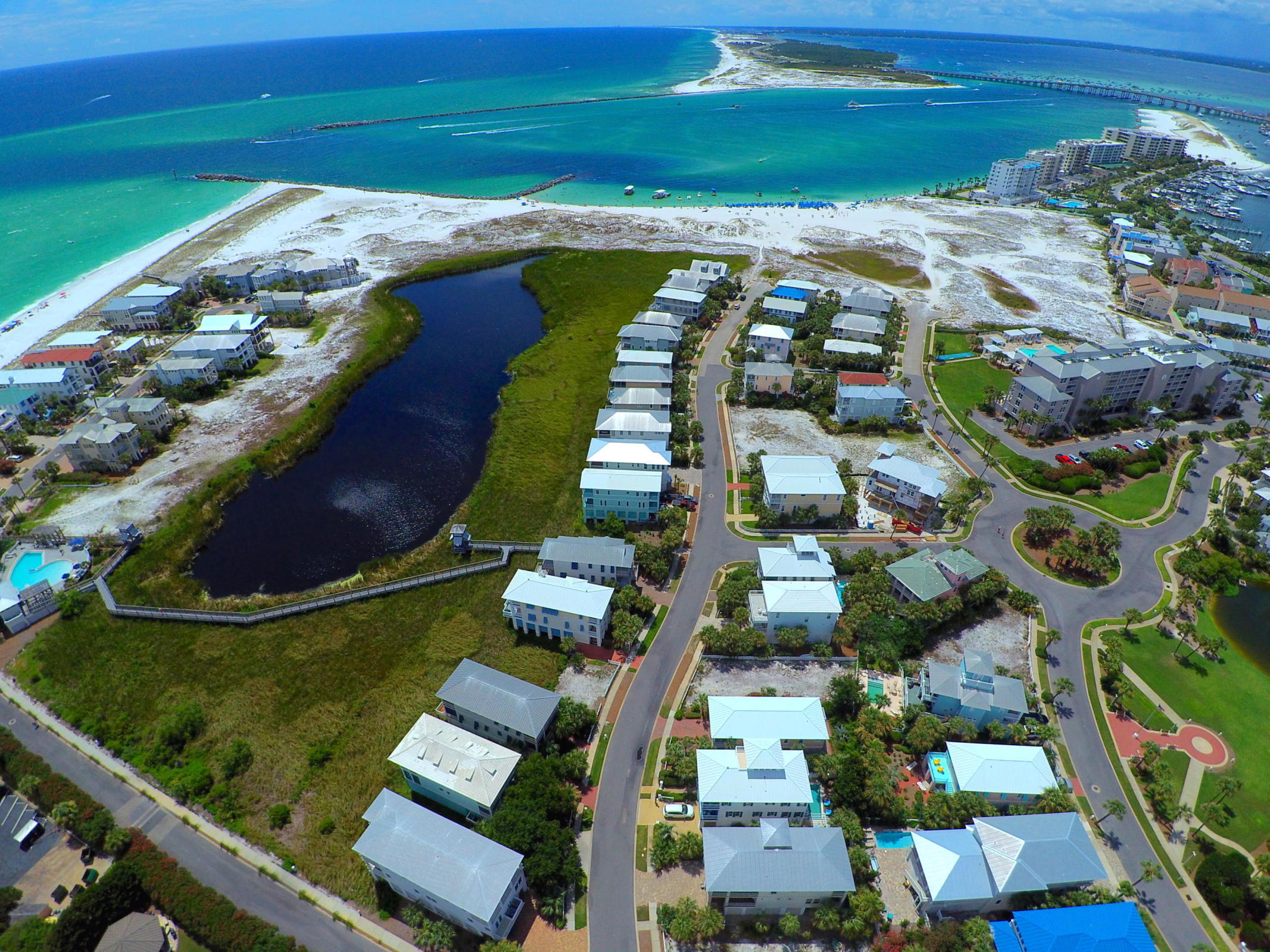 MAGNOLIA HOUSE - Residential