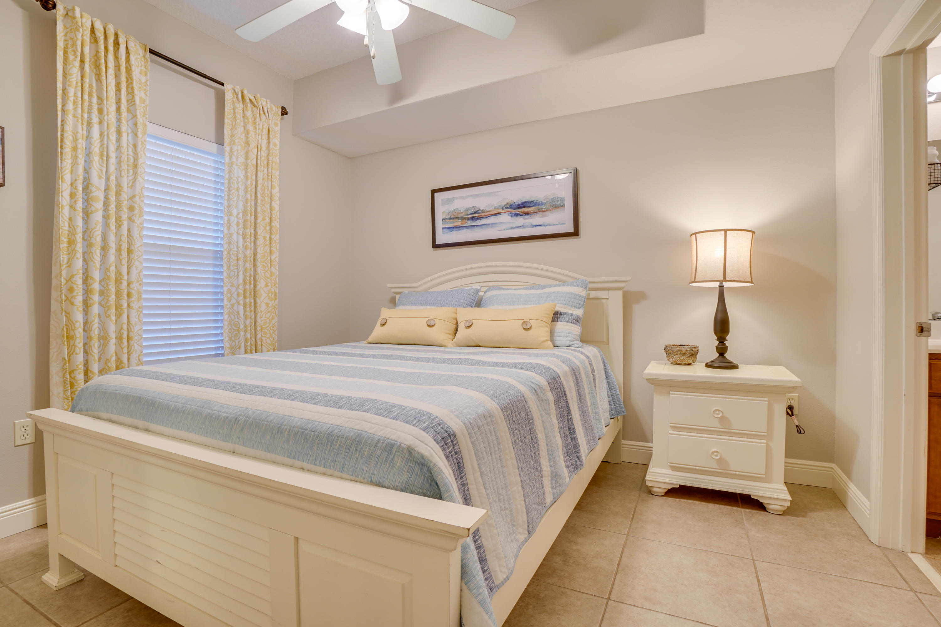 ARIEL DUNES I - Residential