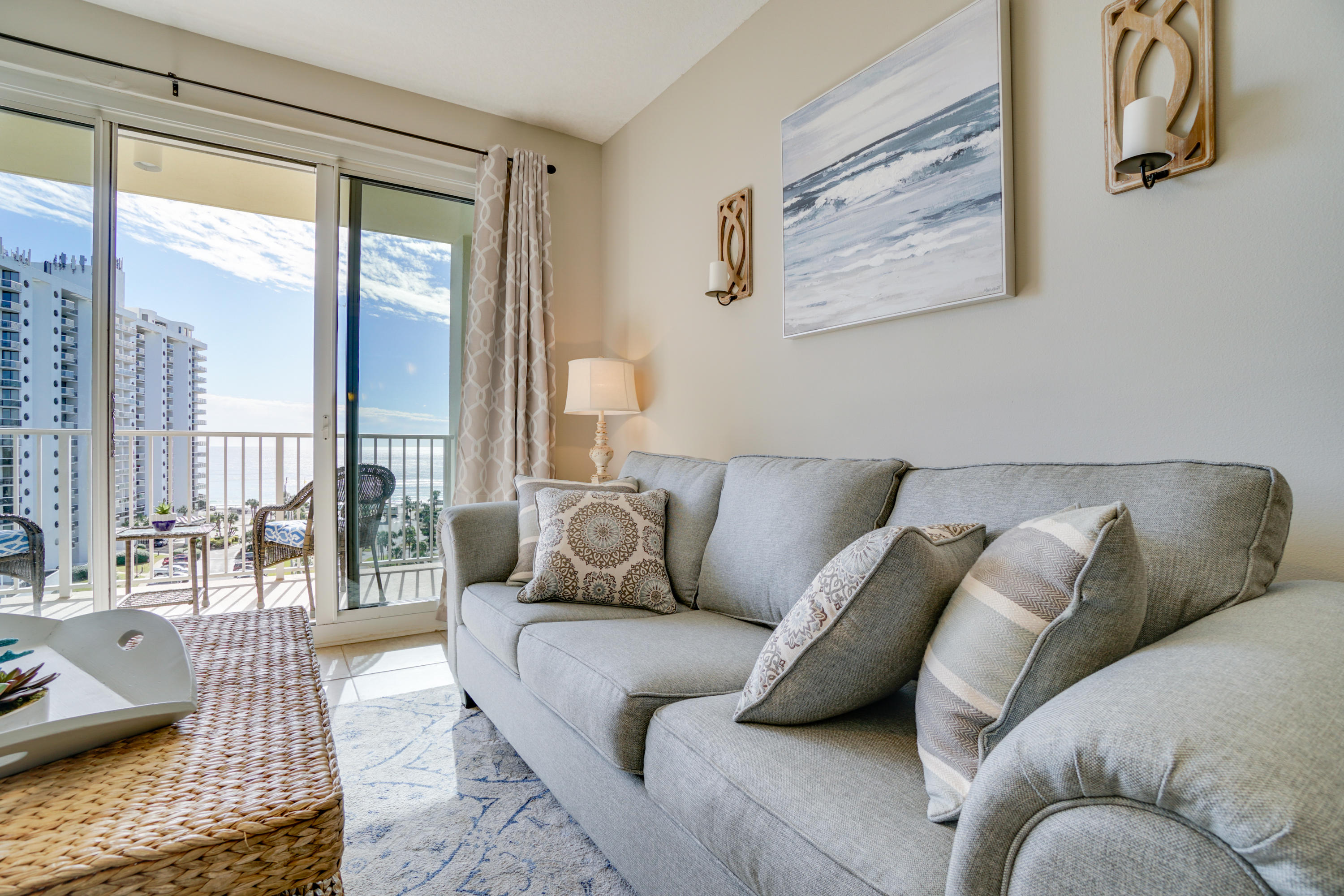 ARIEL DUNES I - Residential