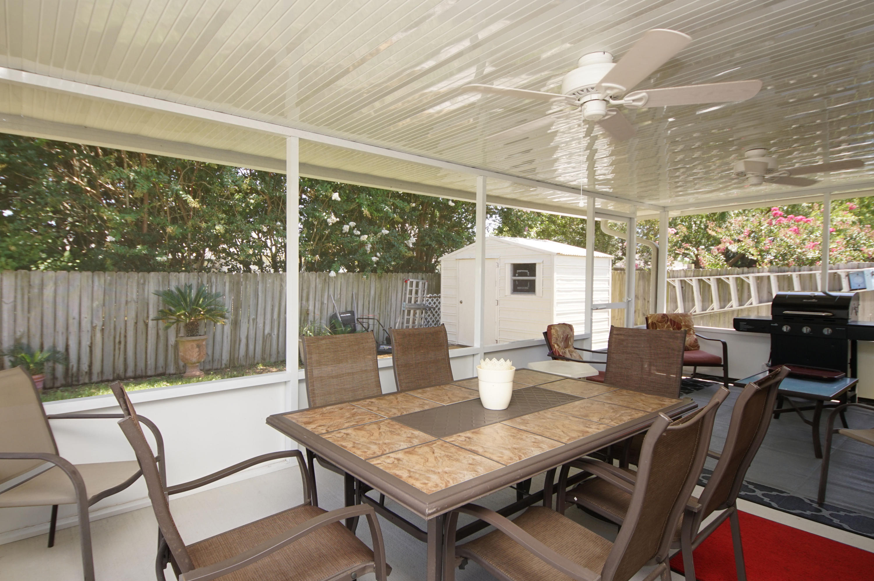 LIGHTHOUSE POINTE UNIT 3 - Residential