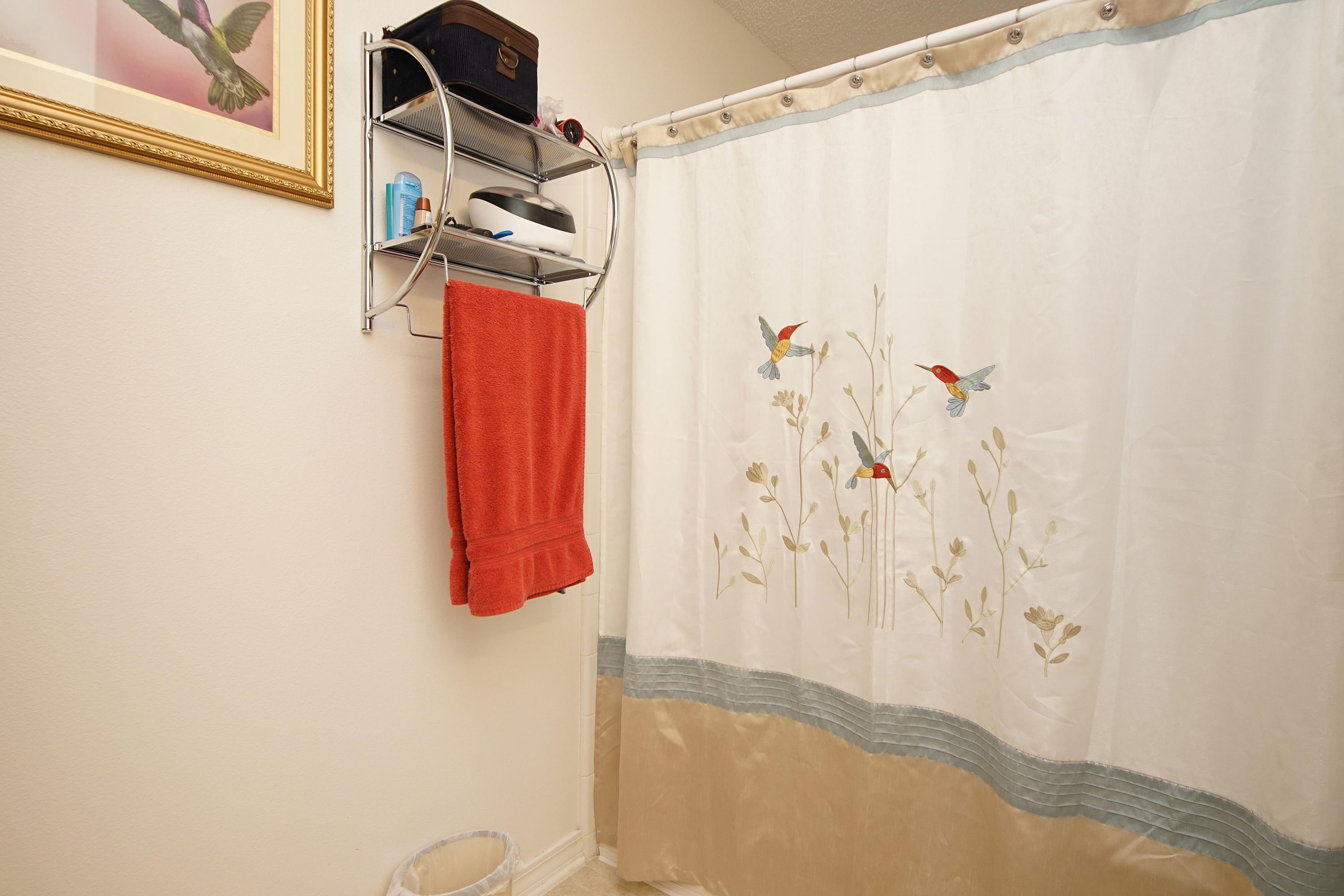 LIGHTHOUSE POINTE UNIT 3 - Residential