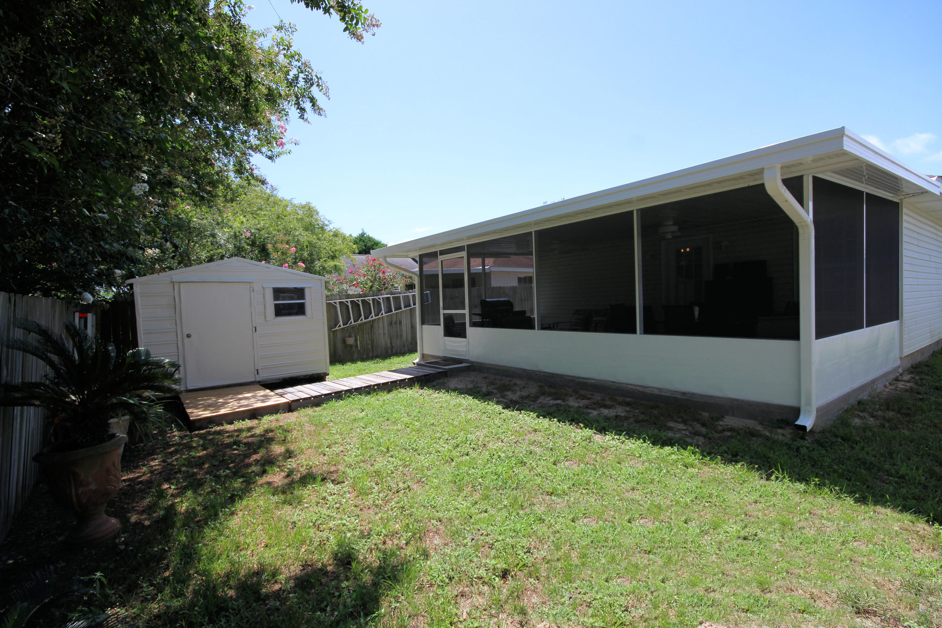 LIGHTHOUSE POINTE UNIT 3 - Residential