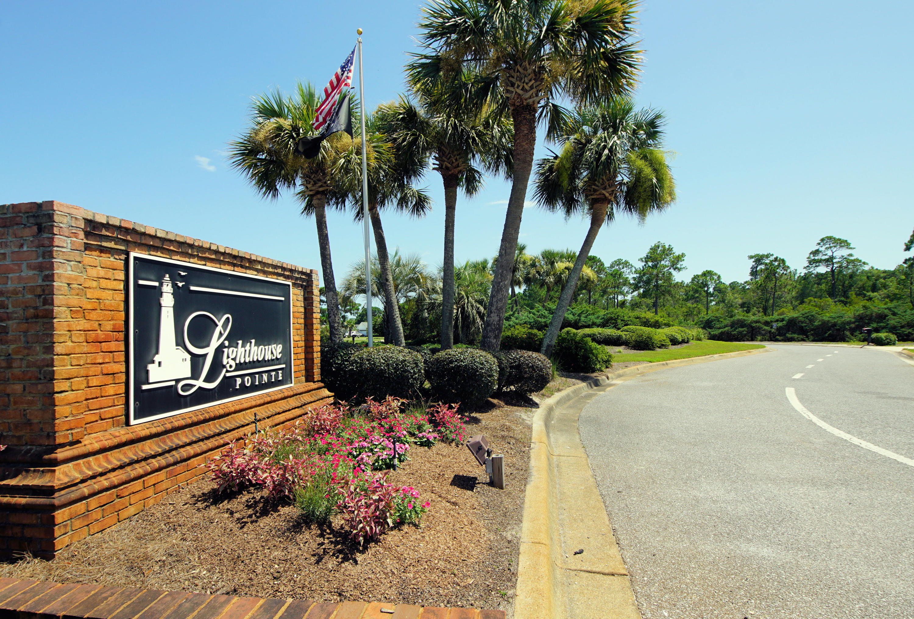 LIGHTHOUSE POINTE UNIT 3 - Residential