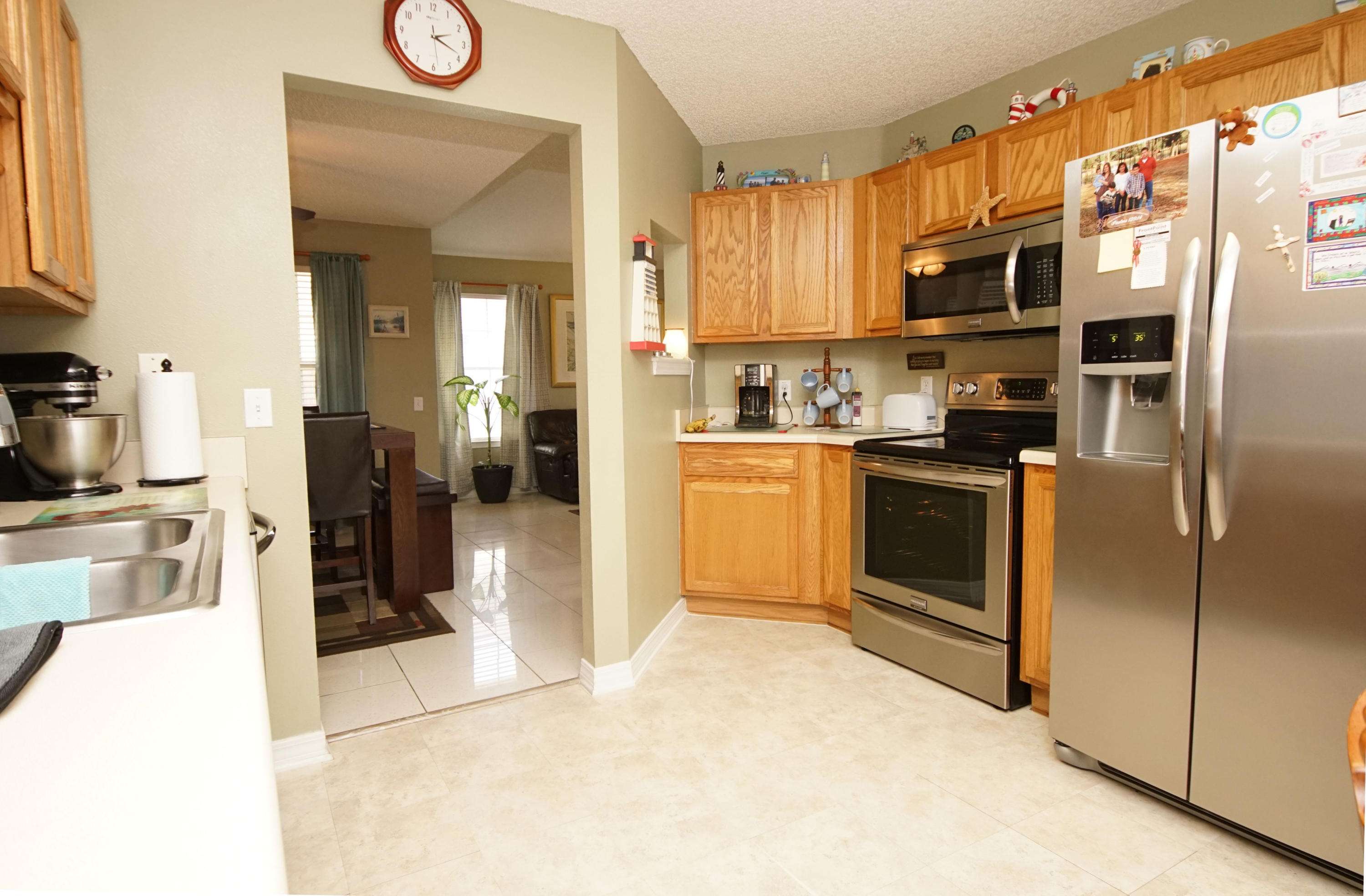 LIGHTHOUSE POINTE UNIT 3 - Residential