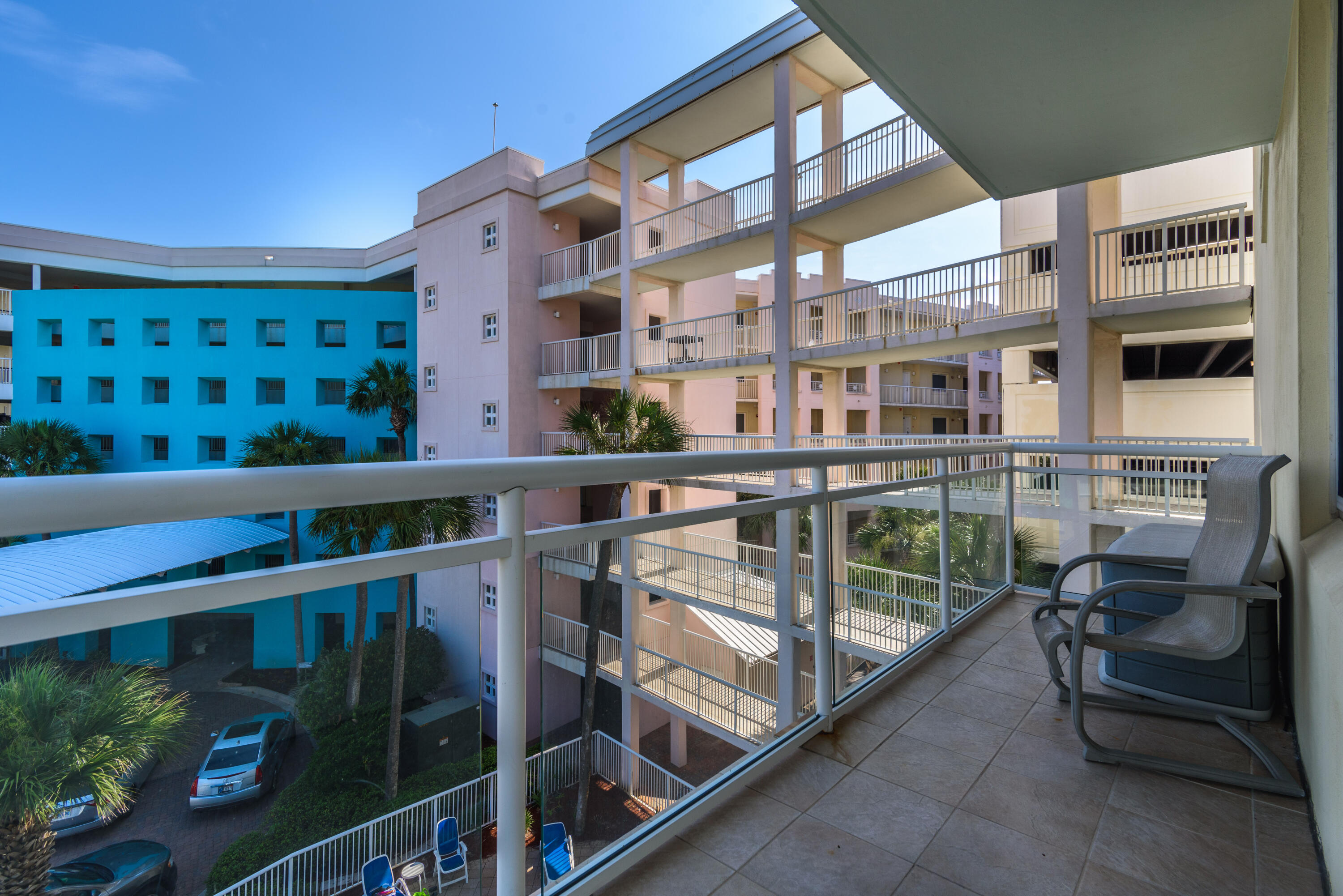 DESTIN WEST GULFSIDE VILLAS - Residential