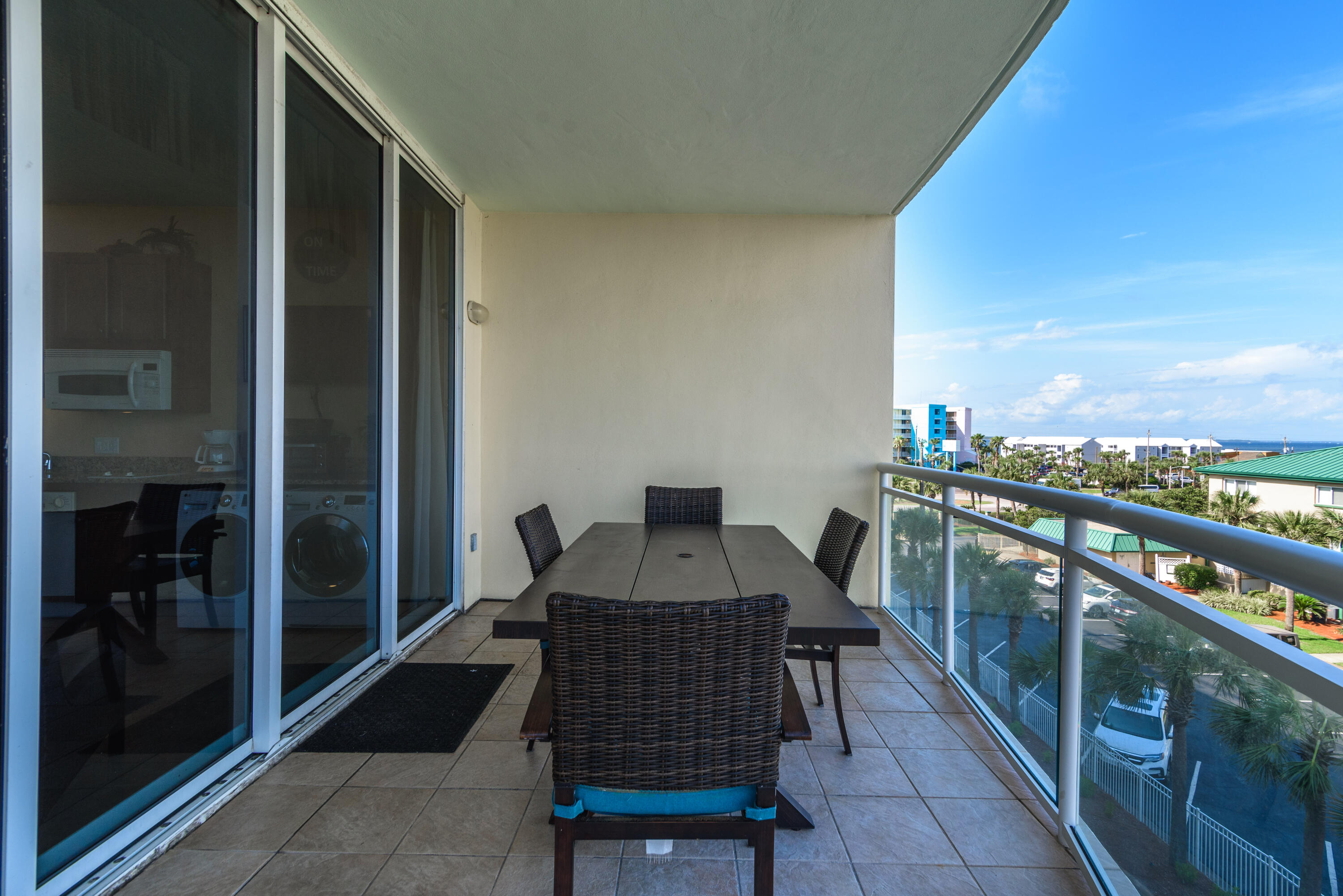 DESTIN WEST GULFSIDE VILLAS - Residential