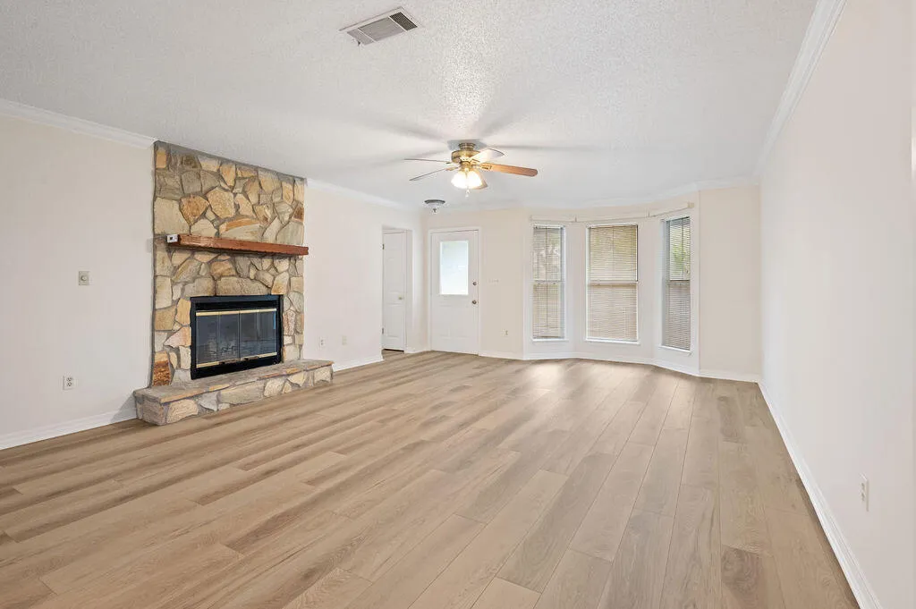 Niceville, Florida 32578, United States, 3 Bedrooms Bedrooms, ,2 BathroomsBathrooms,Residential,Pending,7988