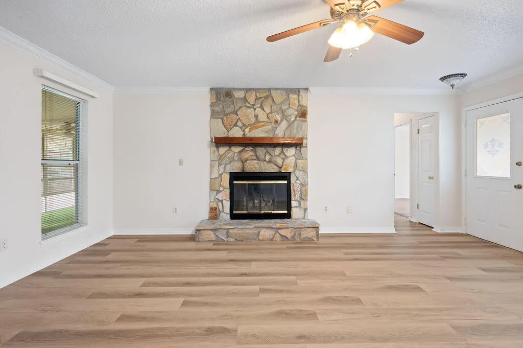 Niceville, Florida 32578, United States, 3 Bedrooms Bedrooms, ,2 BathroomsBathrooms,Residential,Pending,7988